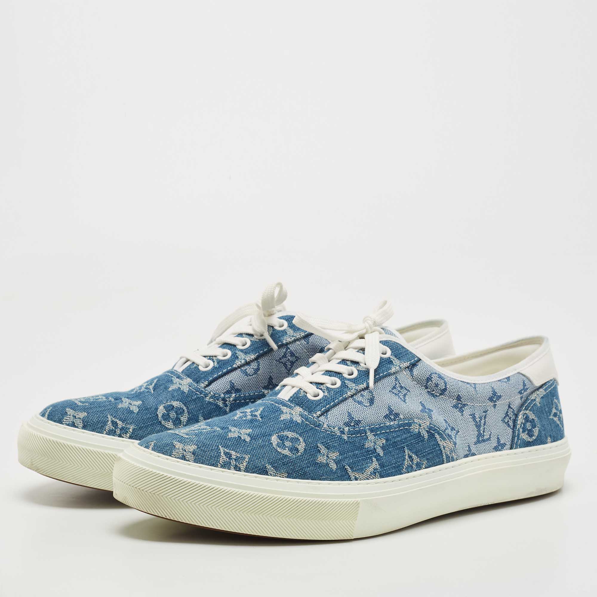 Louis Vuitton Blue/White Leather and Denim Trocadero Low Top Sneakers Size
Louis Vuitton Blue/White Leather and Denim Trocadero Low Top Sneakers Size