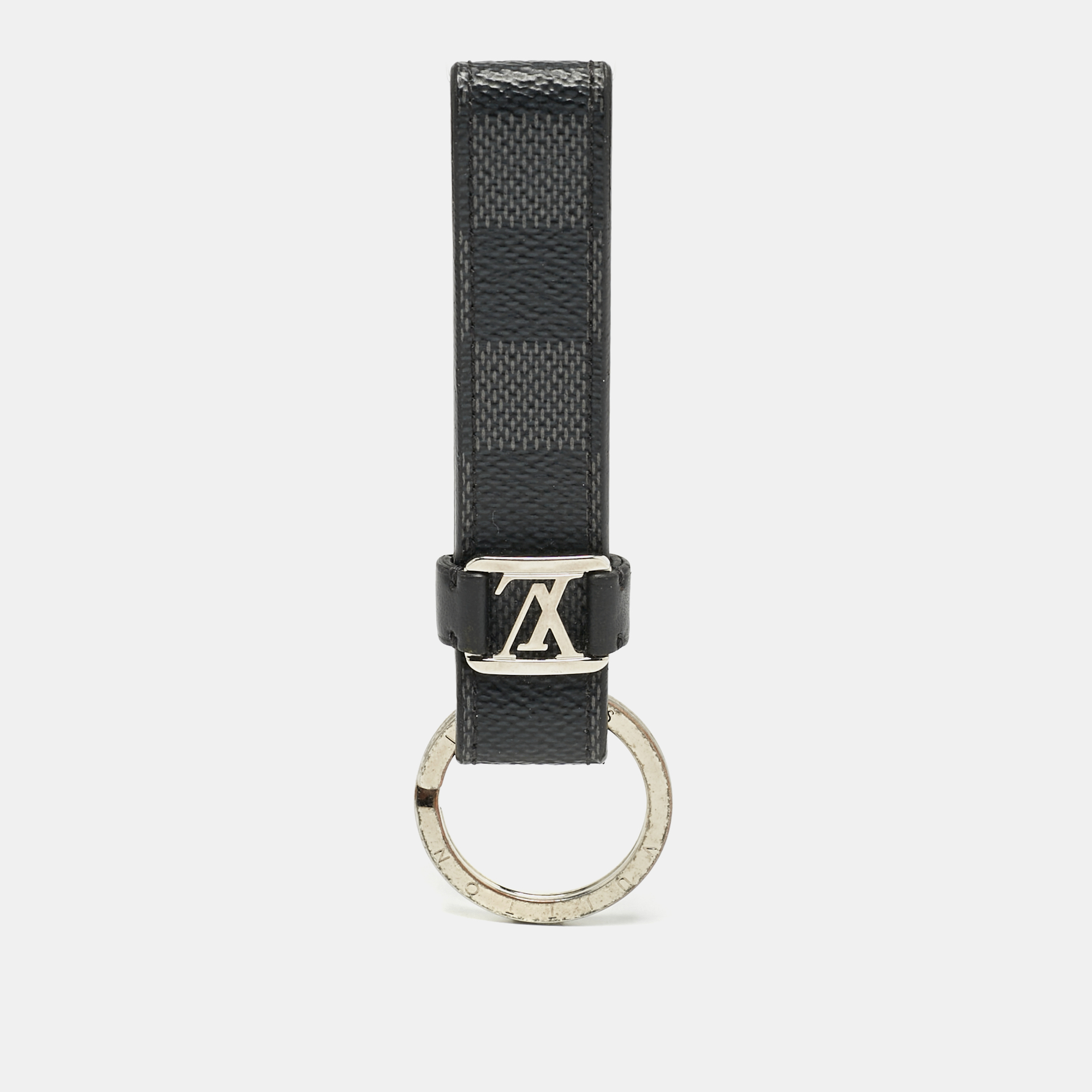 Louis Vuitton Damier Graphite Canvas LV Dragonne Key Holder, Black
Louis Vuitton Damier Graphite Canvas LV Dragonne Key Holder, Black