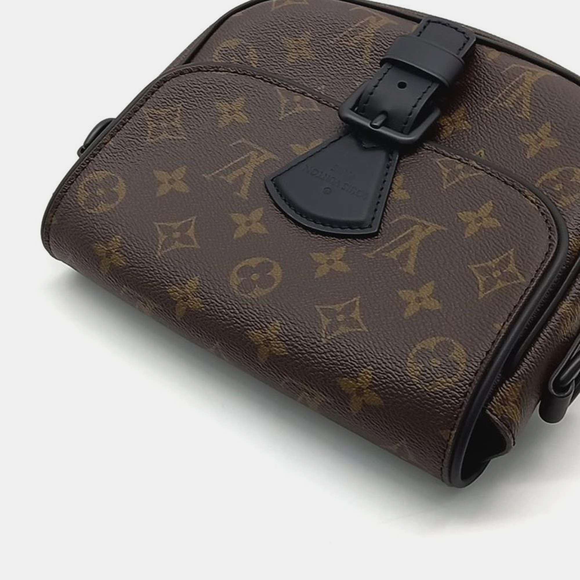 Louis Vuitton Macassar Montsouris Messenger PM