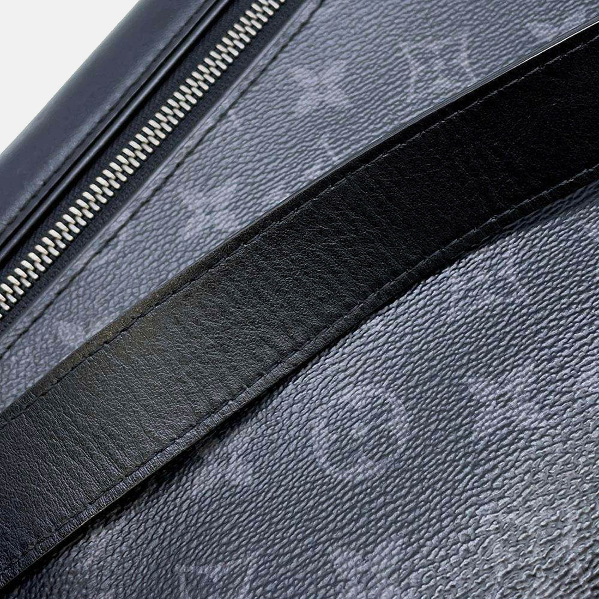 Louis Vuitton Noir Monogram Eclipse Discovery Bumbag