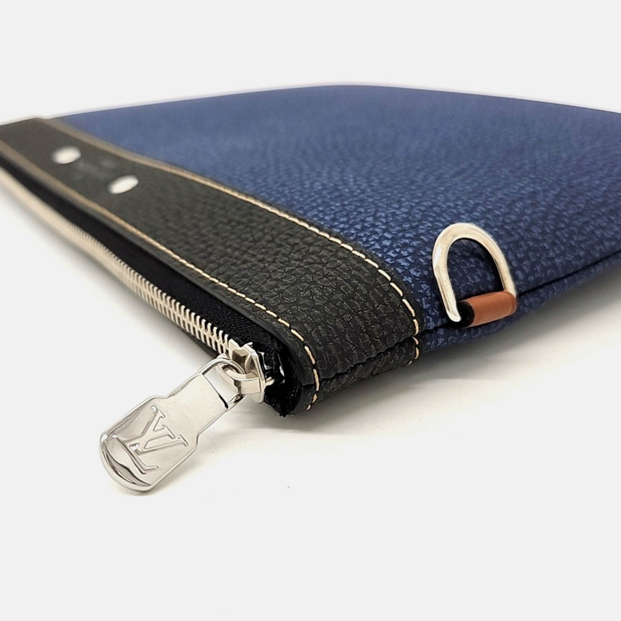 Louis Vuitton Blue Leather Louis Vuitton Pochette To-Go Clutch