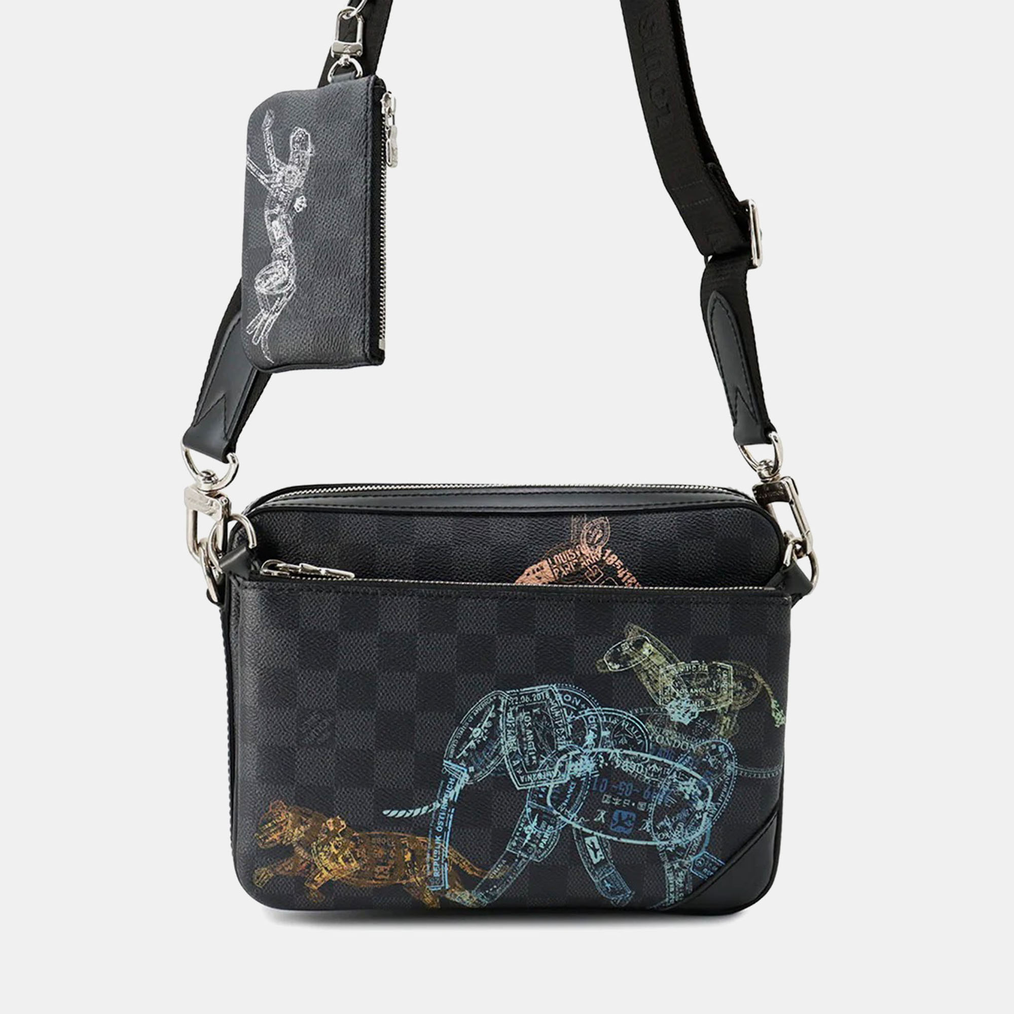 Louis Vuitton Trio Messenger Animal Noir Damier Graphite Crossbody Bag, Black
Louis Vuitton Trio Messenger Animal Noir Damier Graphite Crossbody Bag, Black