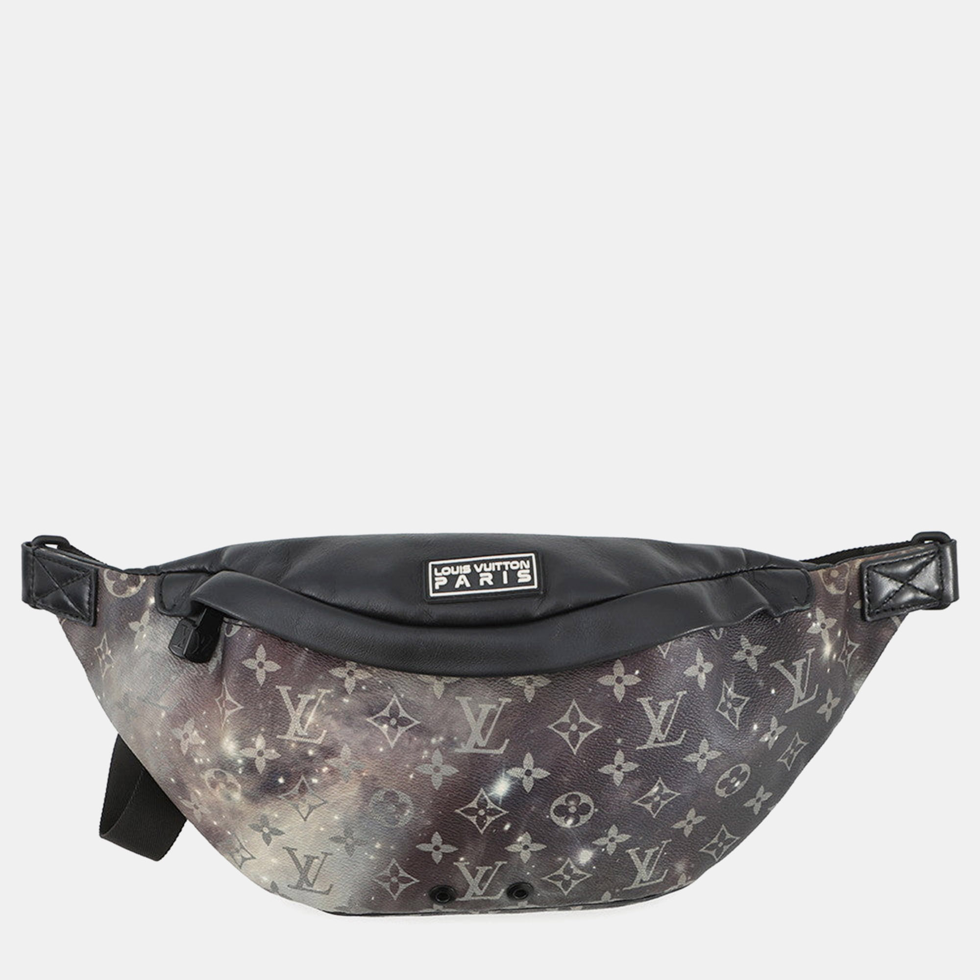 Louis Vuitton Discovery Bumback Noir Monogram / Galaxy, Black
Louis Vuitton Discovery Bumback Noir Monogram / Galaxy, Black