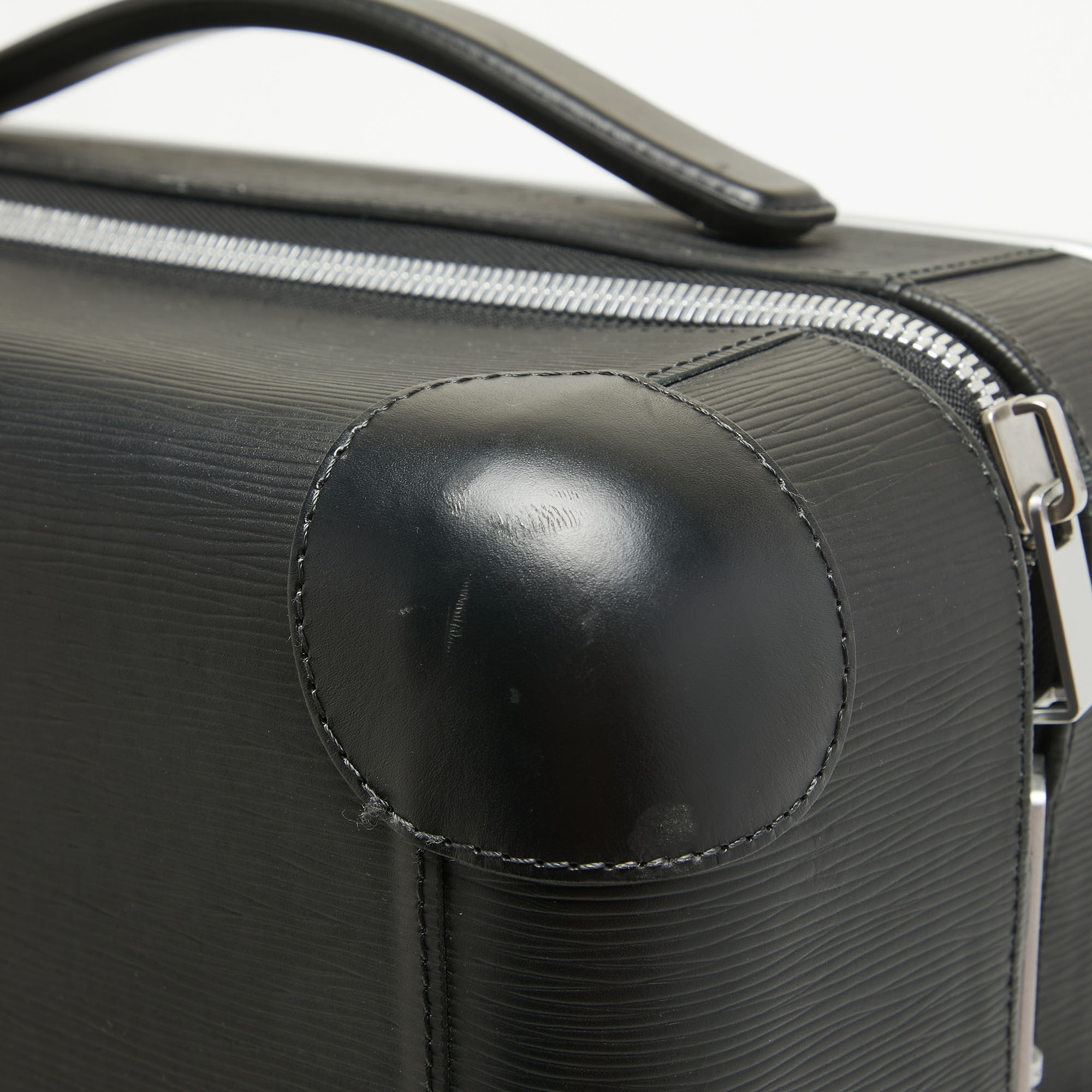 Louis Vuitton Black Epi Leather Horizon 55 Suitcase
