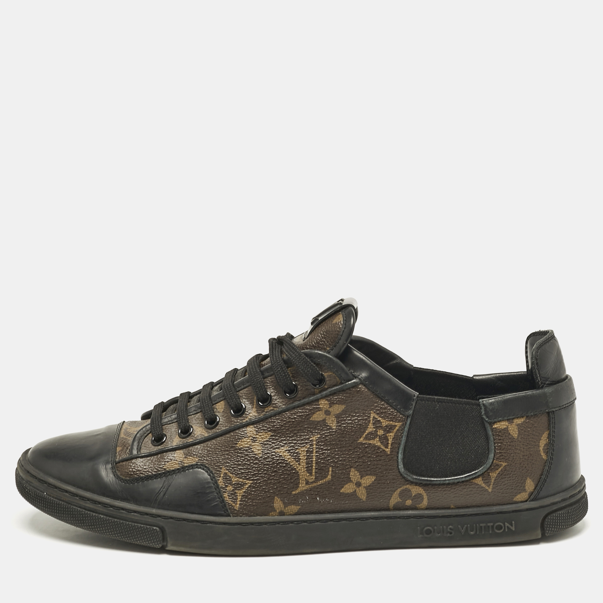 Louis Vuitton Black Leather and Monogram Canvas Slalom Sneakers Size 43
Louis Vuitton Black Leather and Monogram Canvas Slalom Sneakers Size 43