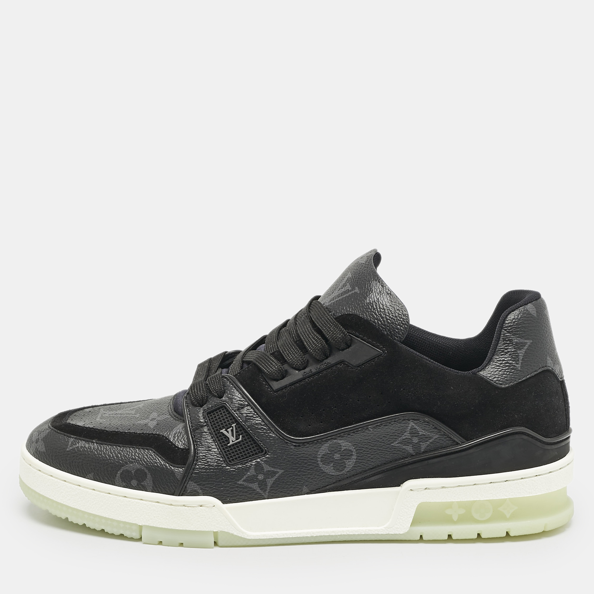 Louis Vuitton Black Canvas and Leather LV Trainer #54 Sneakers Size 42.5
Louis Vuitton Black Canvas and Leather LV Trainer #54 Sneakers Size 42.5
