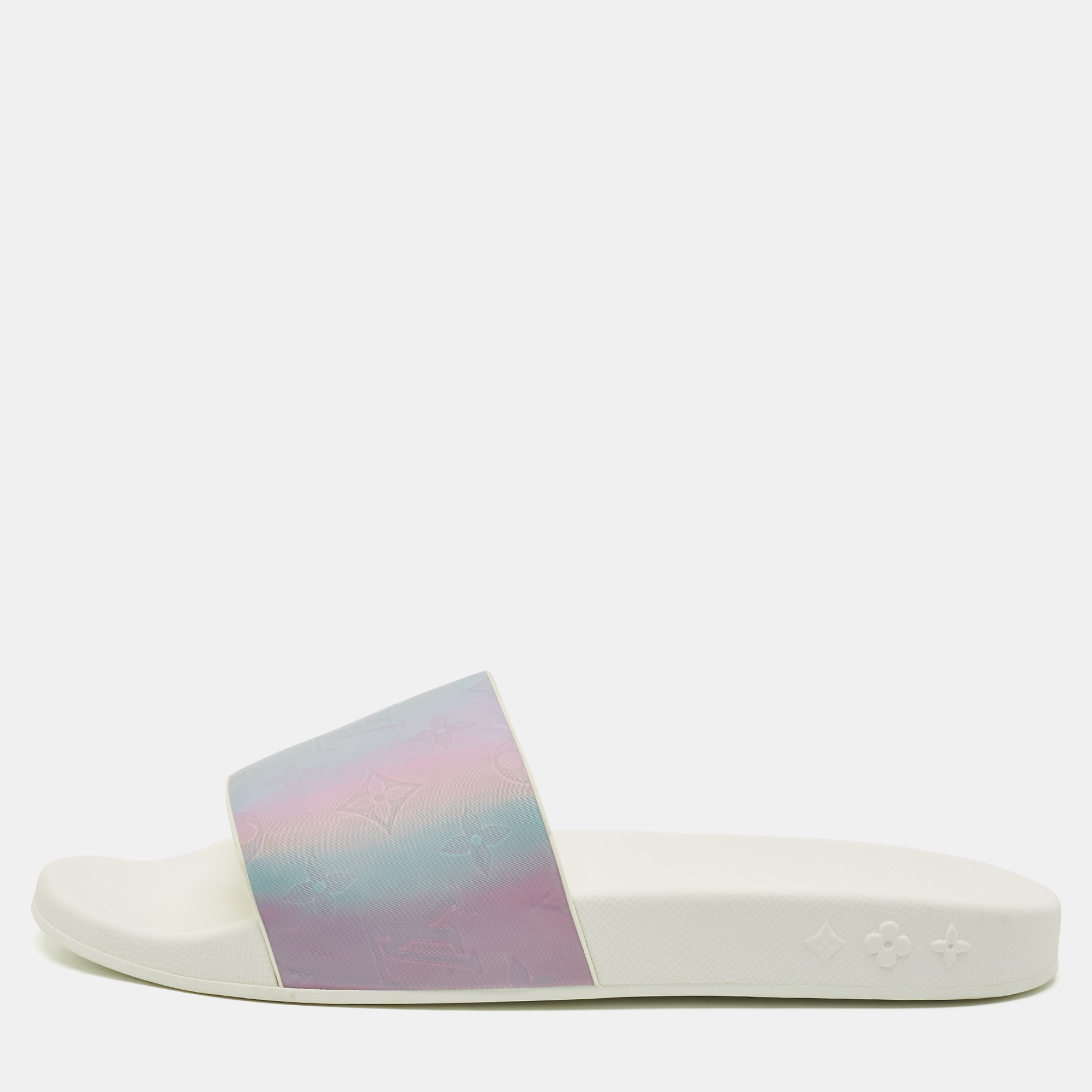 Louis Vuitton Iridescent Prism Monogram PVC Waterfront Slides Size 41, Multicolor
Louis Vuitton Iridescent Prism Monogram PVC Waterfront Slides Size 41, Multicolor
