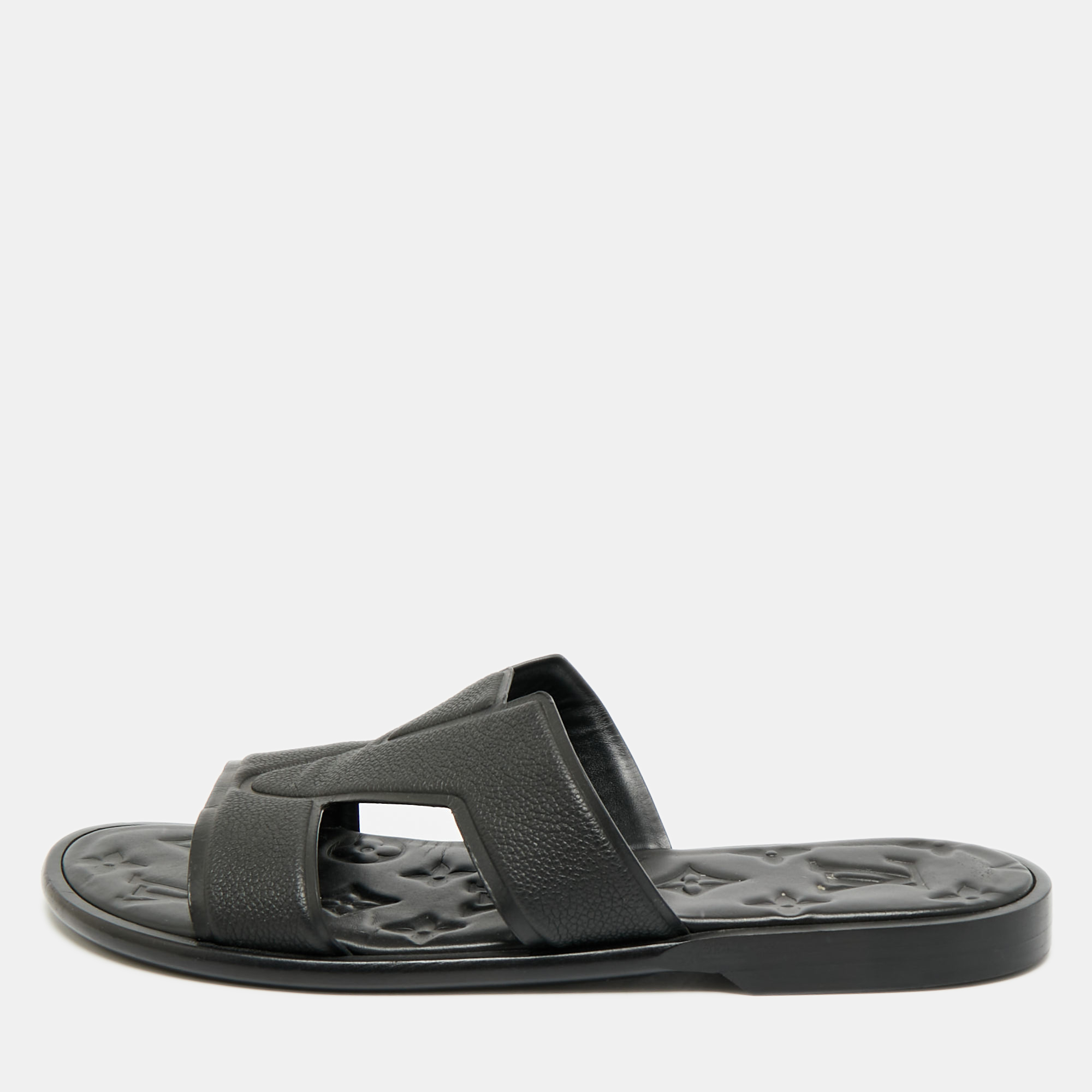 Louis Vuitton Black Leather LV Oasis Flat Slide Sandals Size 41
Louis Vuitton Black Leather LV Oasis Flat Slide Sandals Size 41