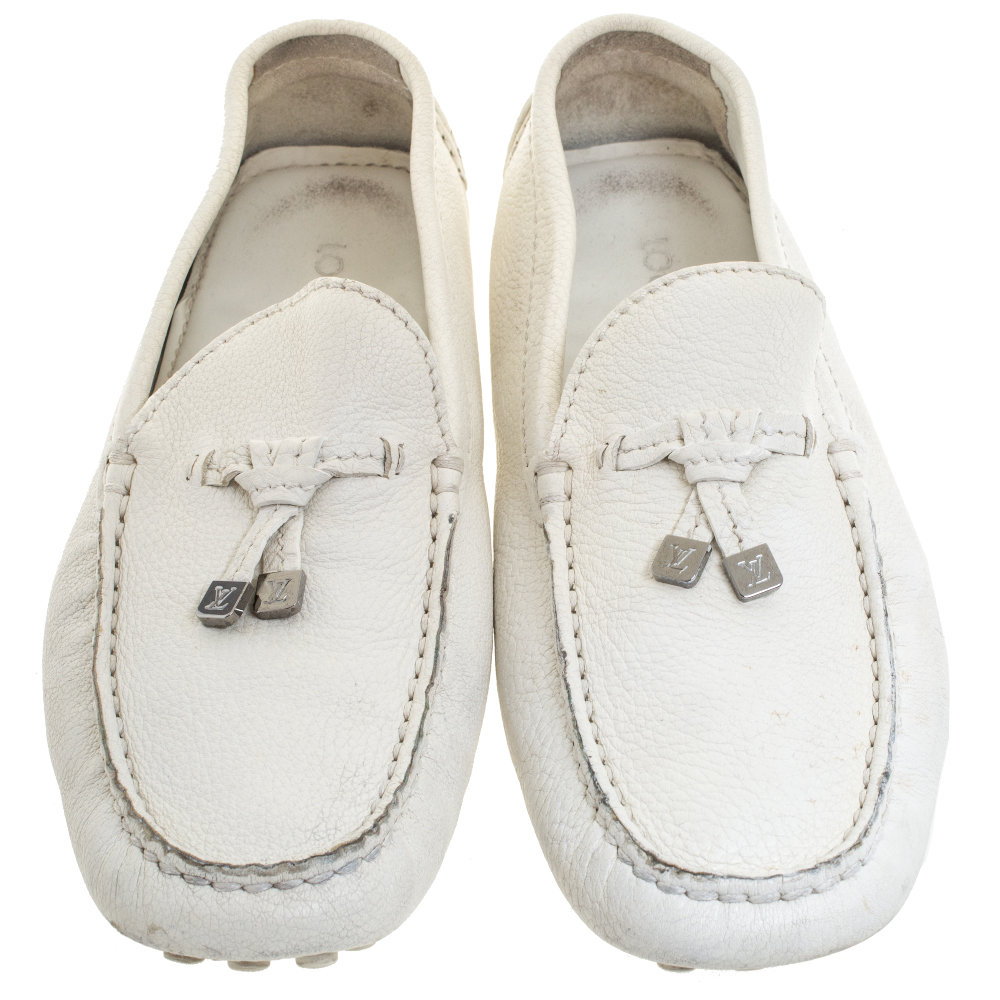 Louis Vuitton White Textured Leather Logo Bow Loafers Size 41