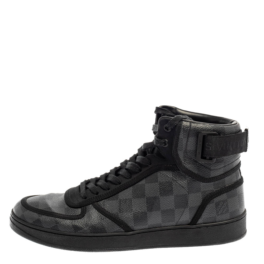 Louis Vuitton Grey/Black Damier Graphite Canvas Rivoli High Top Sneakers Size
Louis Vuitton Grey/Black Damier Graphite Canvas Rivoli High Top Sneakers Size