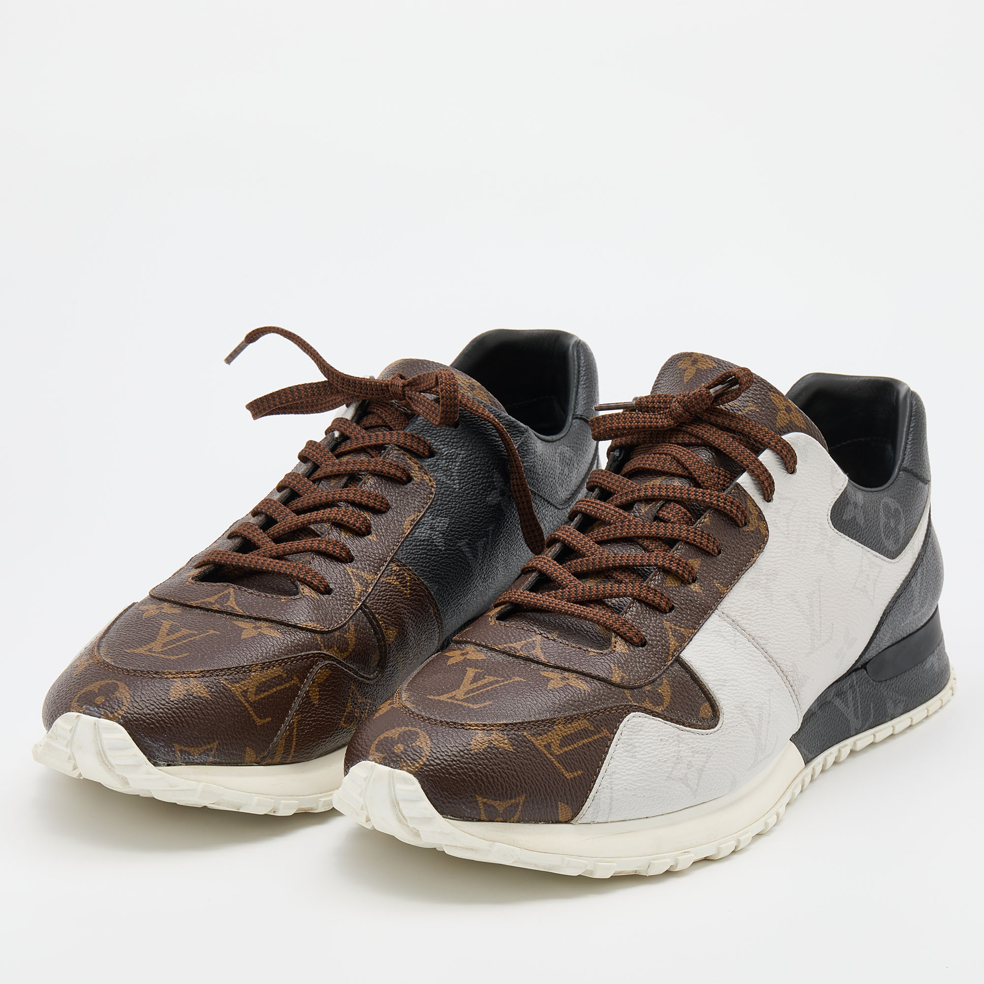 Louis Vuitton Tricolor Monogram Canvas Run Away Low Top Sneakers Size, Multicolor
Louis Vuitton Tricolor Monogram Canvas Run Away Low Top Sneakers Size, Multicolor