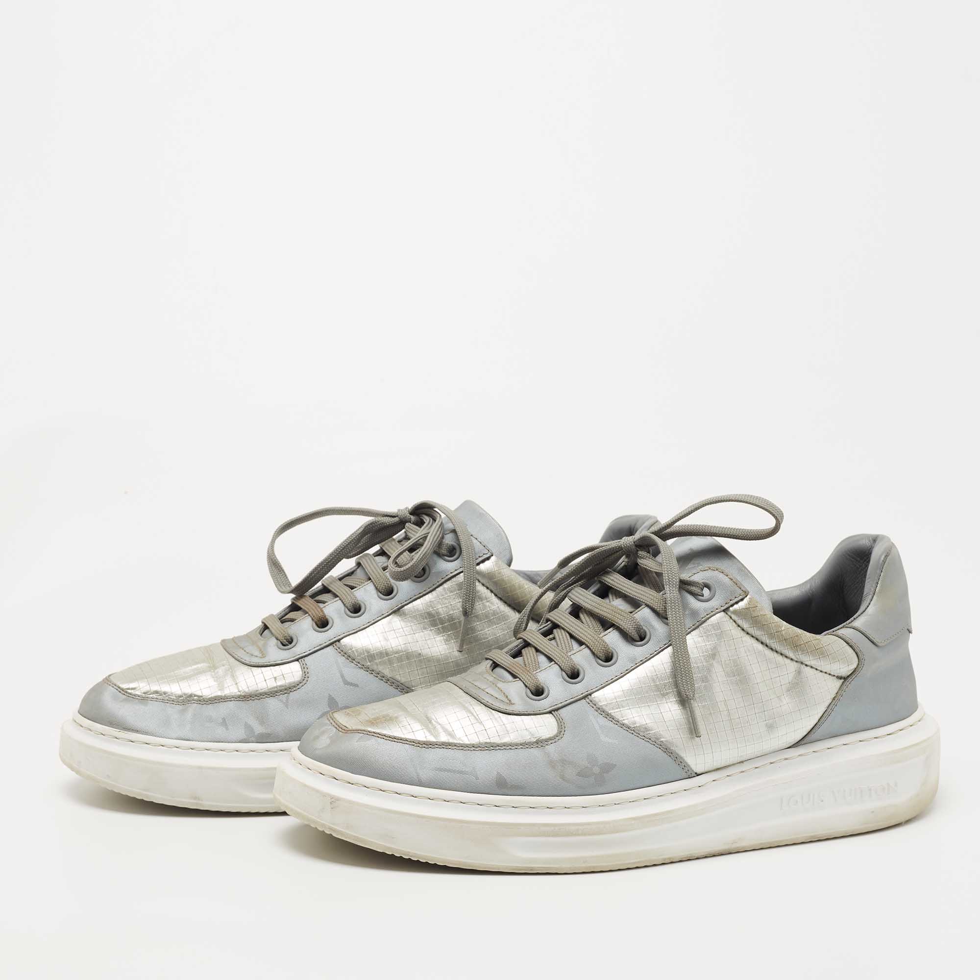 Louis Vuitton Silver Monogram Nylon and Canvas Low Top Sneakers Size, Grey
Louis Vuitton Silver Monogram Nylon and Canvas Low Top Sneakers Size, Grey