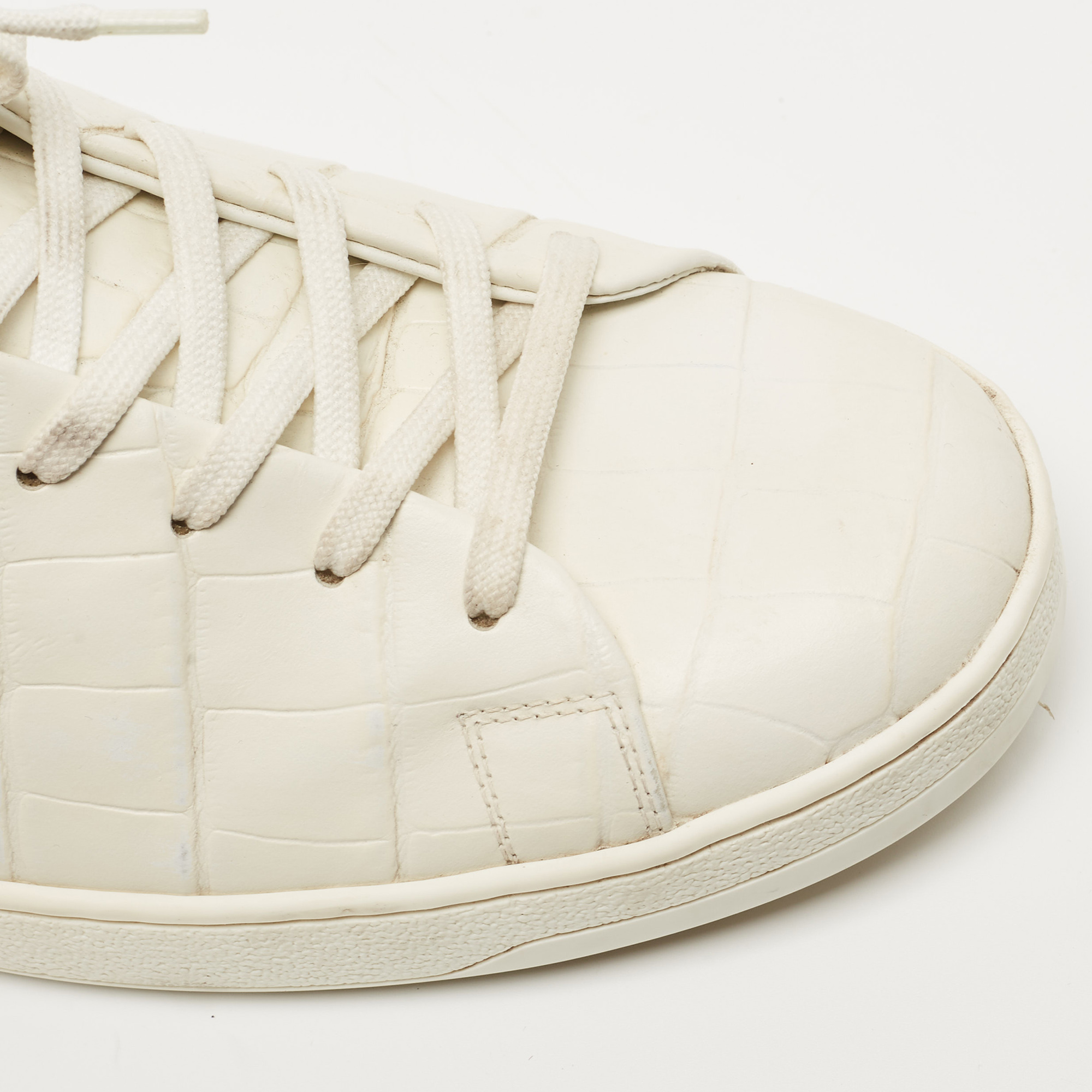 Louis Vuitton White Leather Croc Embossed Leather Frontrow Low Top Sneakers Size 43.5