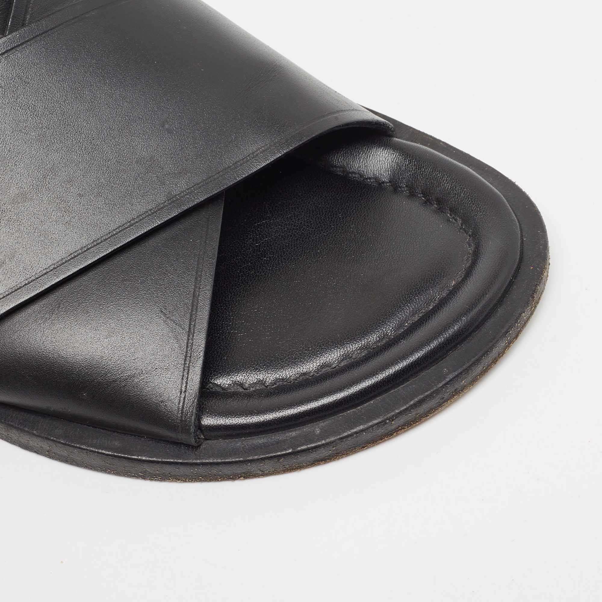 Louis Vuitton Black Leather Foch Slides Size 41