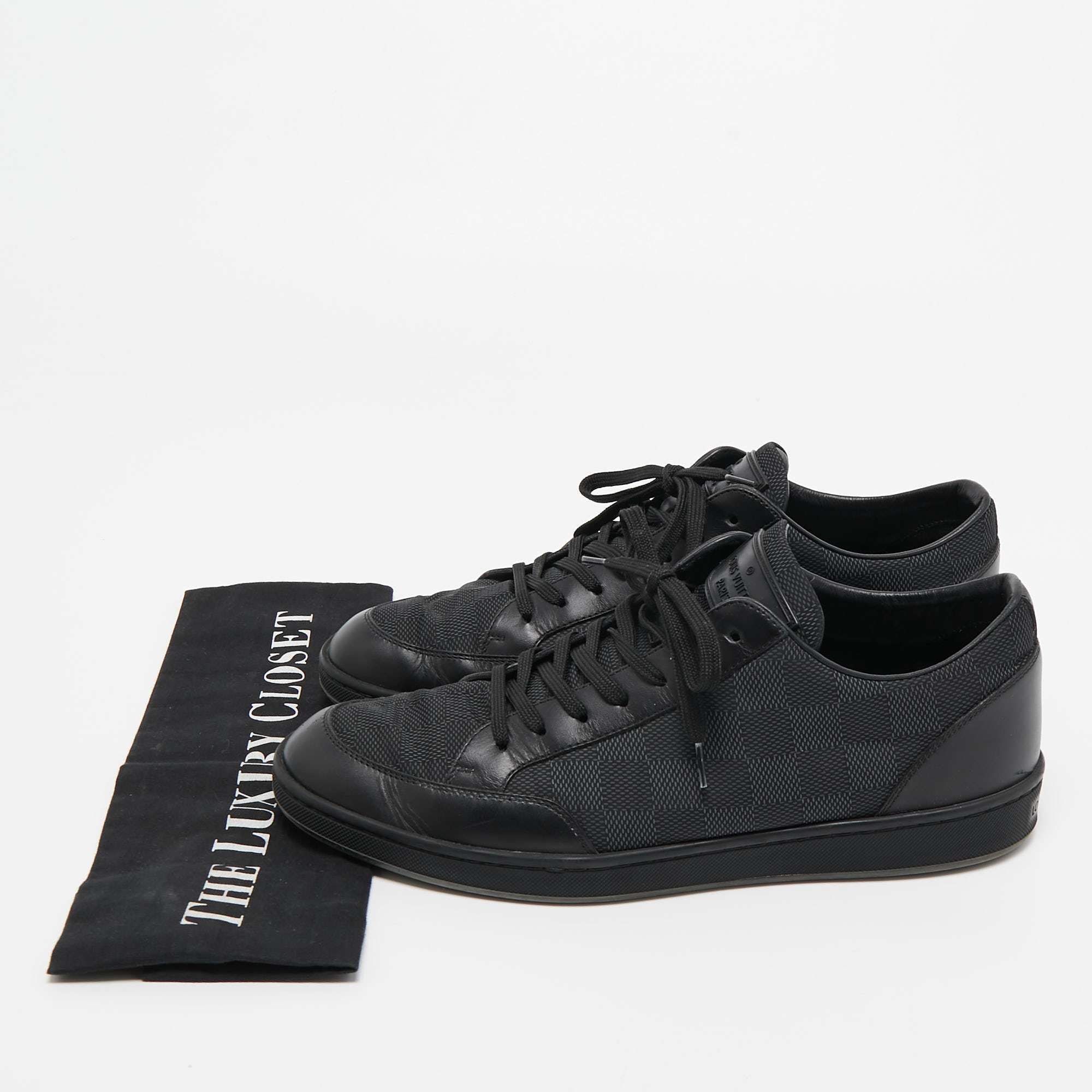 Louis Vuitton Black Leather And Nylon Low Top Sneakers Size 41