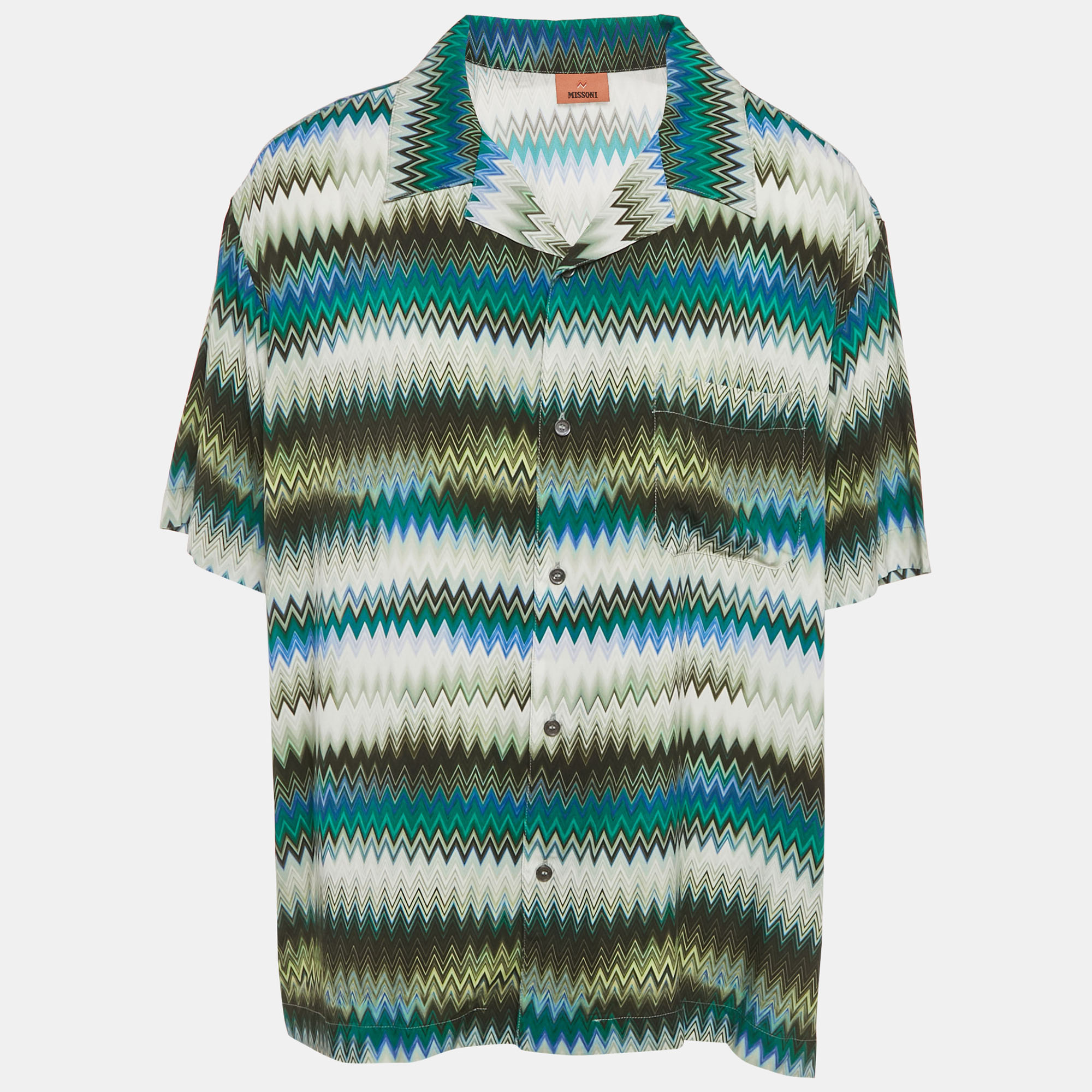 Missoni Green Zig Zag Print Crepe Short Sleeve Shirt XXL 
Missoni Green Zig Zag Print Crepe Short Sleeve Shirt XXL