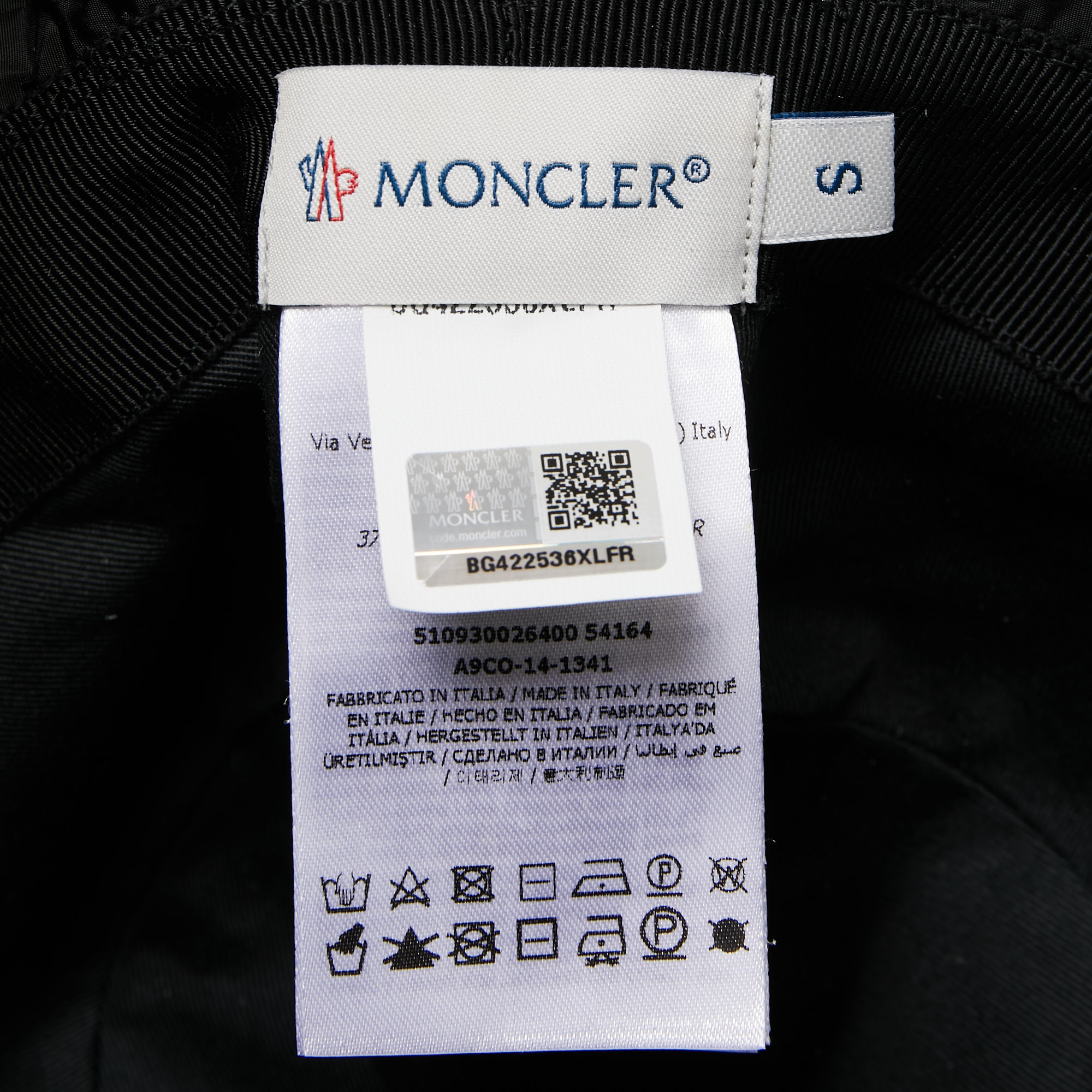 Moncler Black Nylon Bucket Hat S