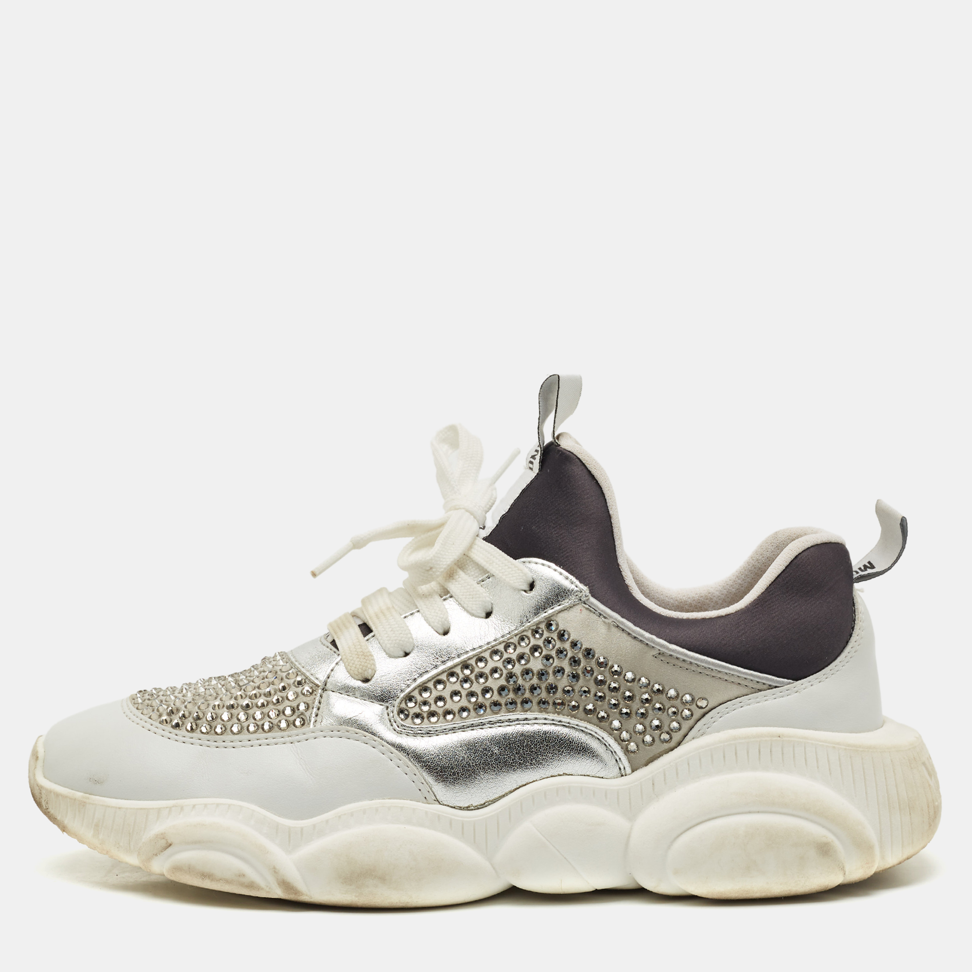 Moschino Black/Silver Leather Bubble Teddy Low Top Sneakers Size
Moschino Black/Silver Leather Bubble Teddy Low Top Sneakers Size