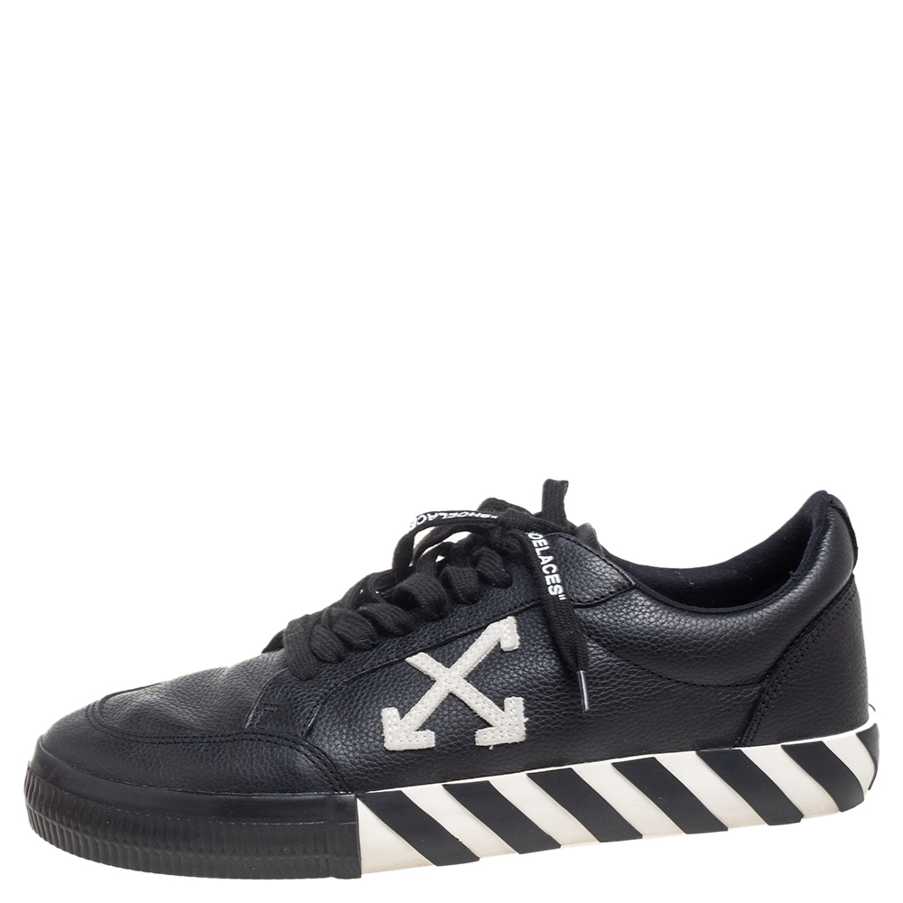 Off-White Black Leather Vulcanized Low Top Sneakers Size
Off-White Black Leather Vulcanized Low Top Sneakers Size