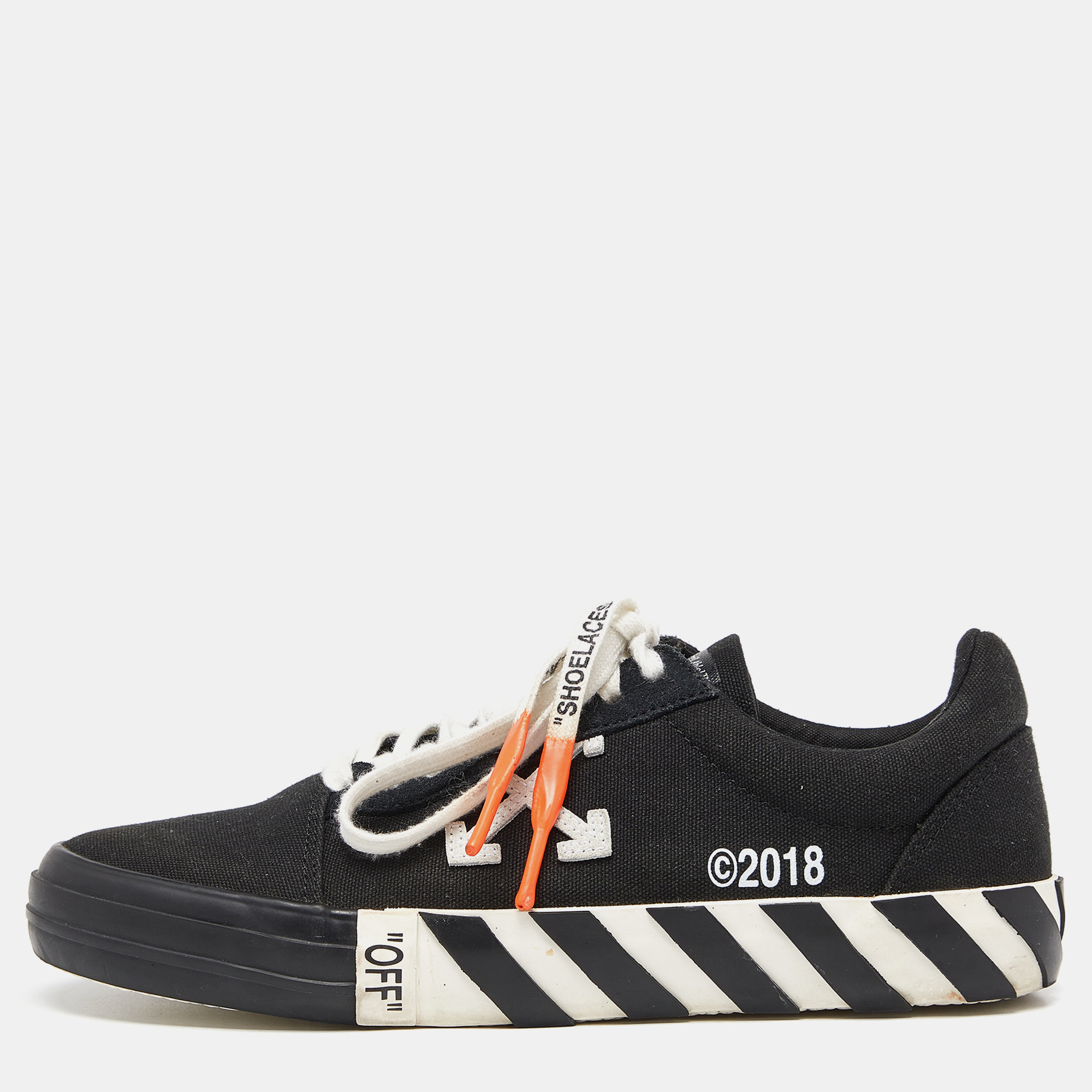 Off-White Black Canvas Vulcanized Striped Low Top Sneakers Size 41