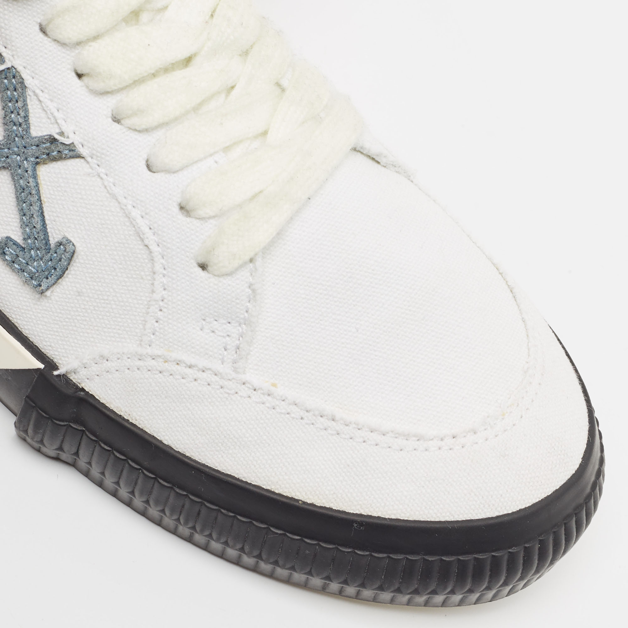 Off-White White Canvas Vulcanized Low Top Sneakers Size 42
