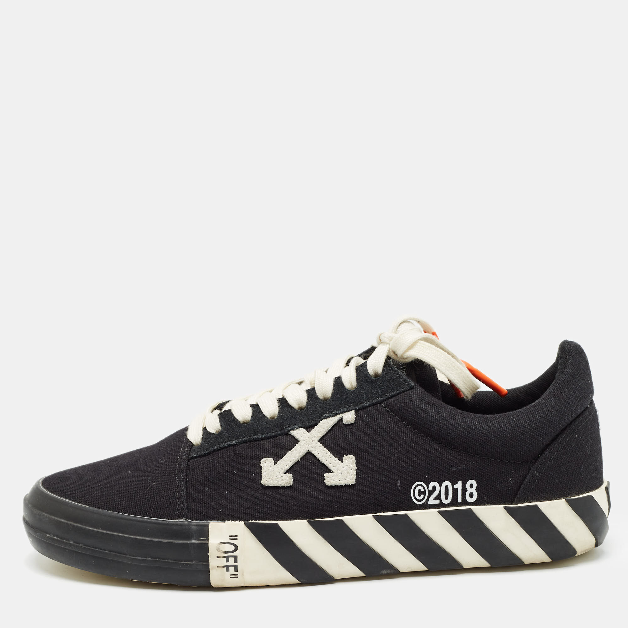 Off-white black canvas vulcanized low top sneakers size 41