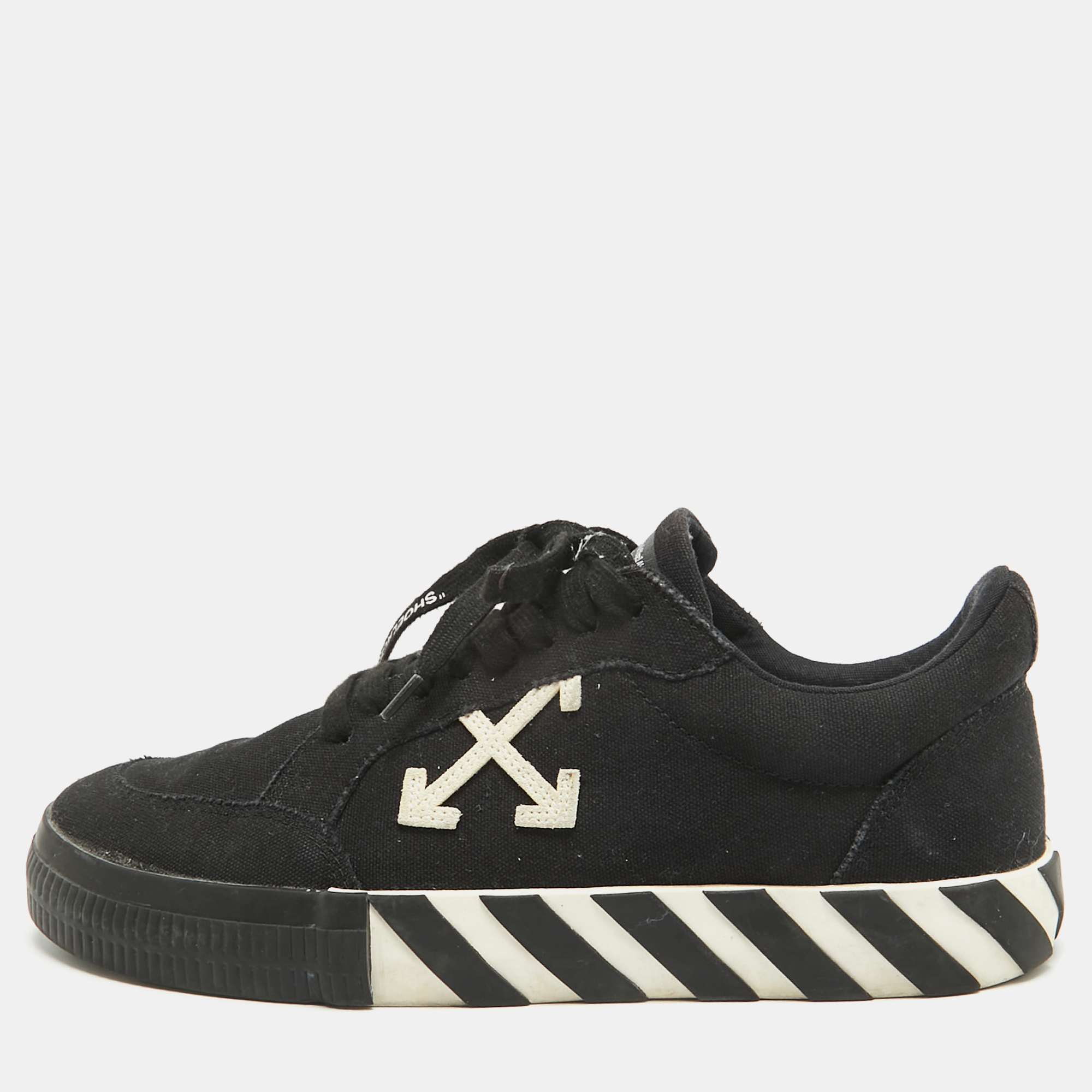 Off-white black canvas vulcanized low top sneakers size 42