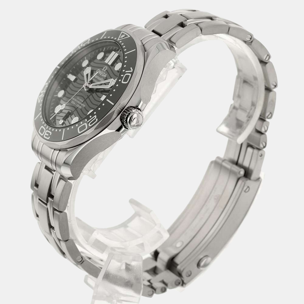 Omega Green Stainless Steel Seamaster 210.30.42.20.10.001 Automatic Men's Wristwatch 42 mm
Omega Green Stainless Steel Seamaster 210.30.42.20.10.001 Automatic Men's Wristwatch 42 mm
