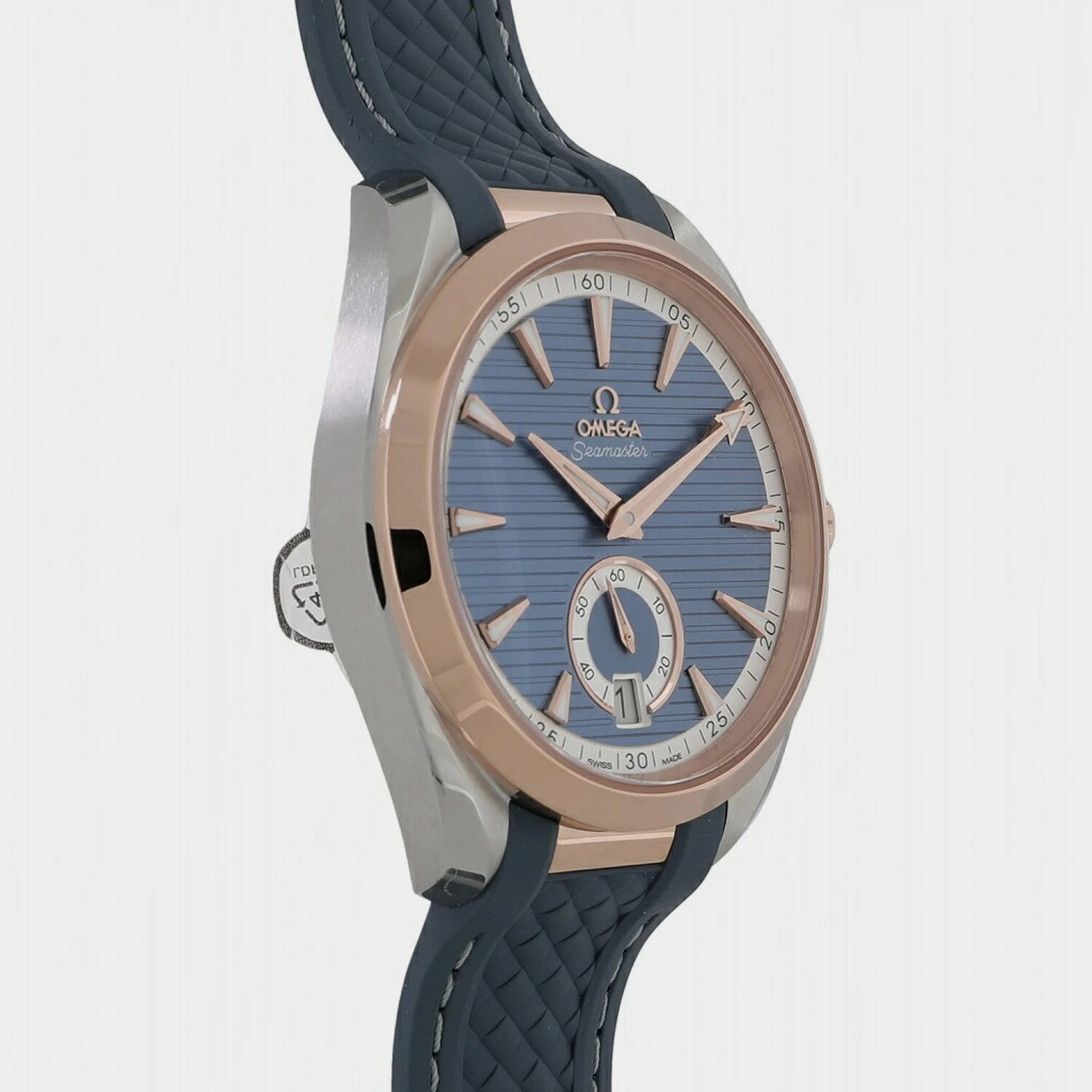 Omega Blue Stainless Steel Seamaster Aqua Terra 220.22.41.21.03.001 Automatic Men's Wristwatch 41 Mm