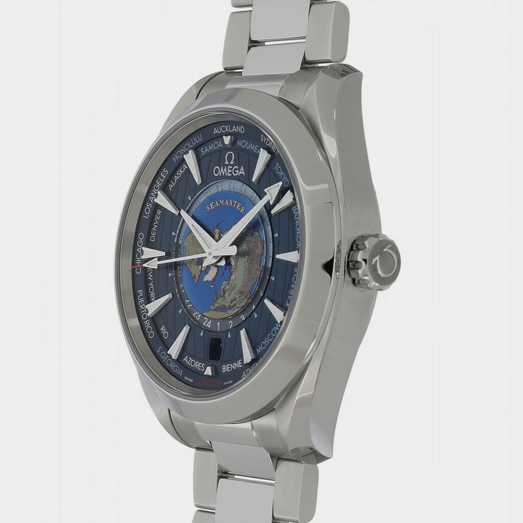 Omega Blue Stainless Steel Seamaster Aqua Terra 220.10.43.22.03.001 Automatic Men's Wristwatch 43 Mm