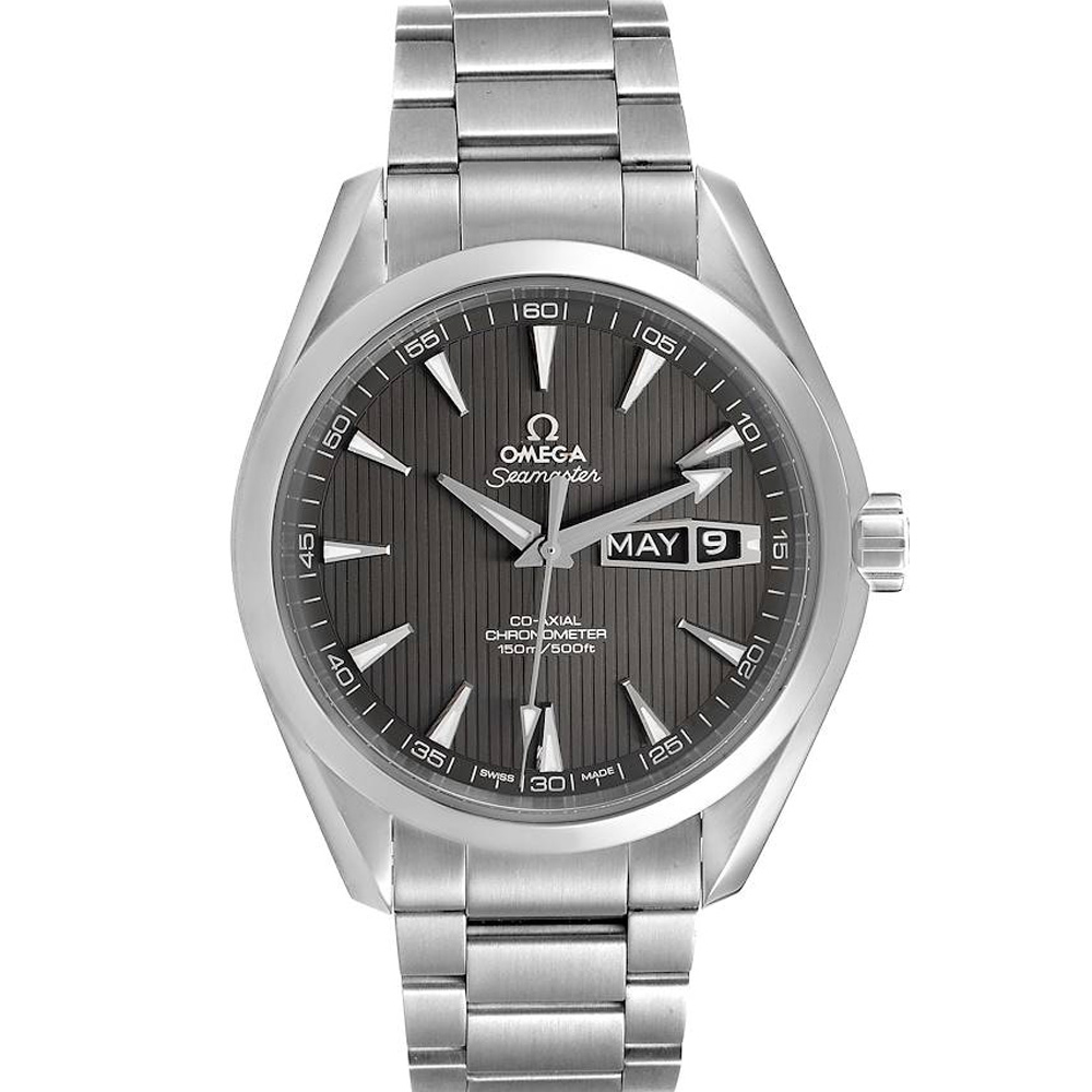 Omega Grey Stainless Steel Seamaster Aqua Terra Annual Calendar 231.10.43.22.06.001 Men's Wristwatch 43 MM