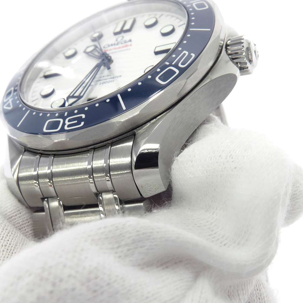 Omega Silver Stainless Steel Seamaster Diver300 Tokyo 2020 Olympics 522.30.42.20.04.001 Men's Wristwatch 42 Mm