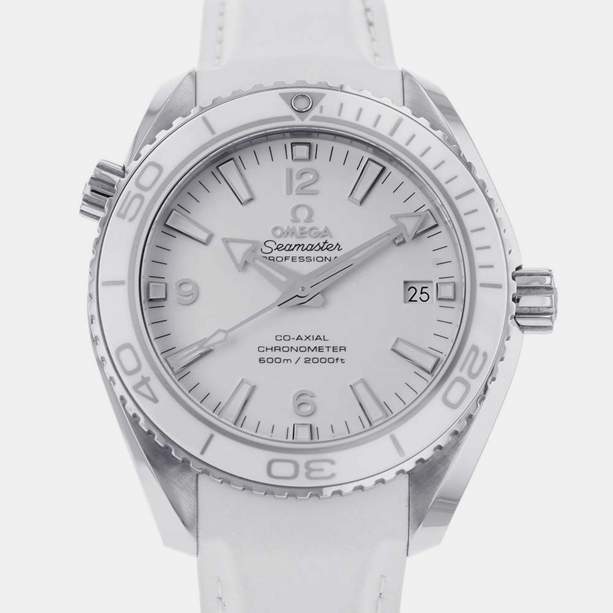 Omega White Stainless Steel Seamaster Planet Ocean 232.32.42.21.04.001 Automatic Men's Wristwatch 42 Mm