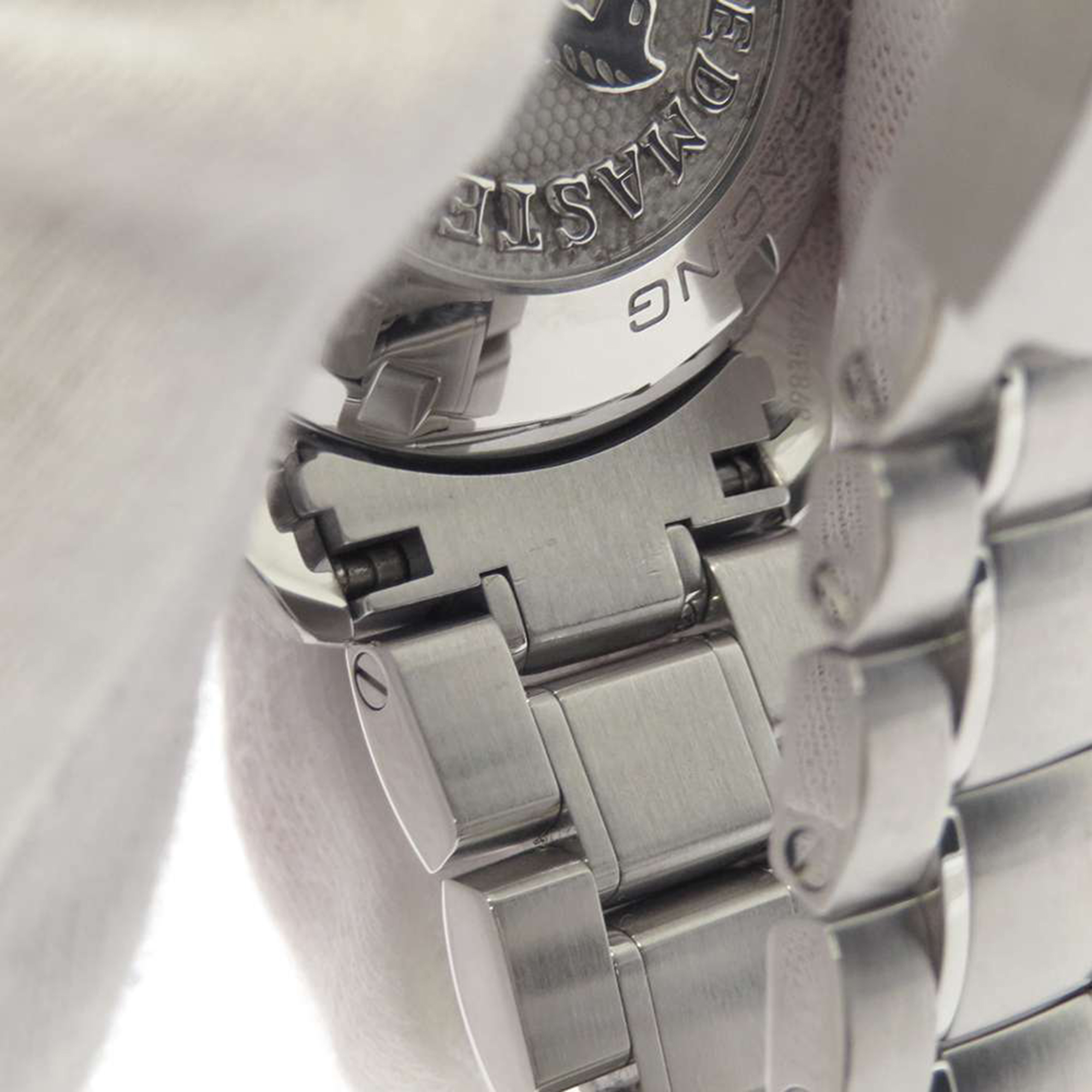 Omega Black Stainless Steel Speedmaster 326.30.40.50.01.002 Automatic Men's Wristwatch 40 Mm