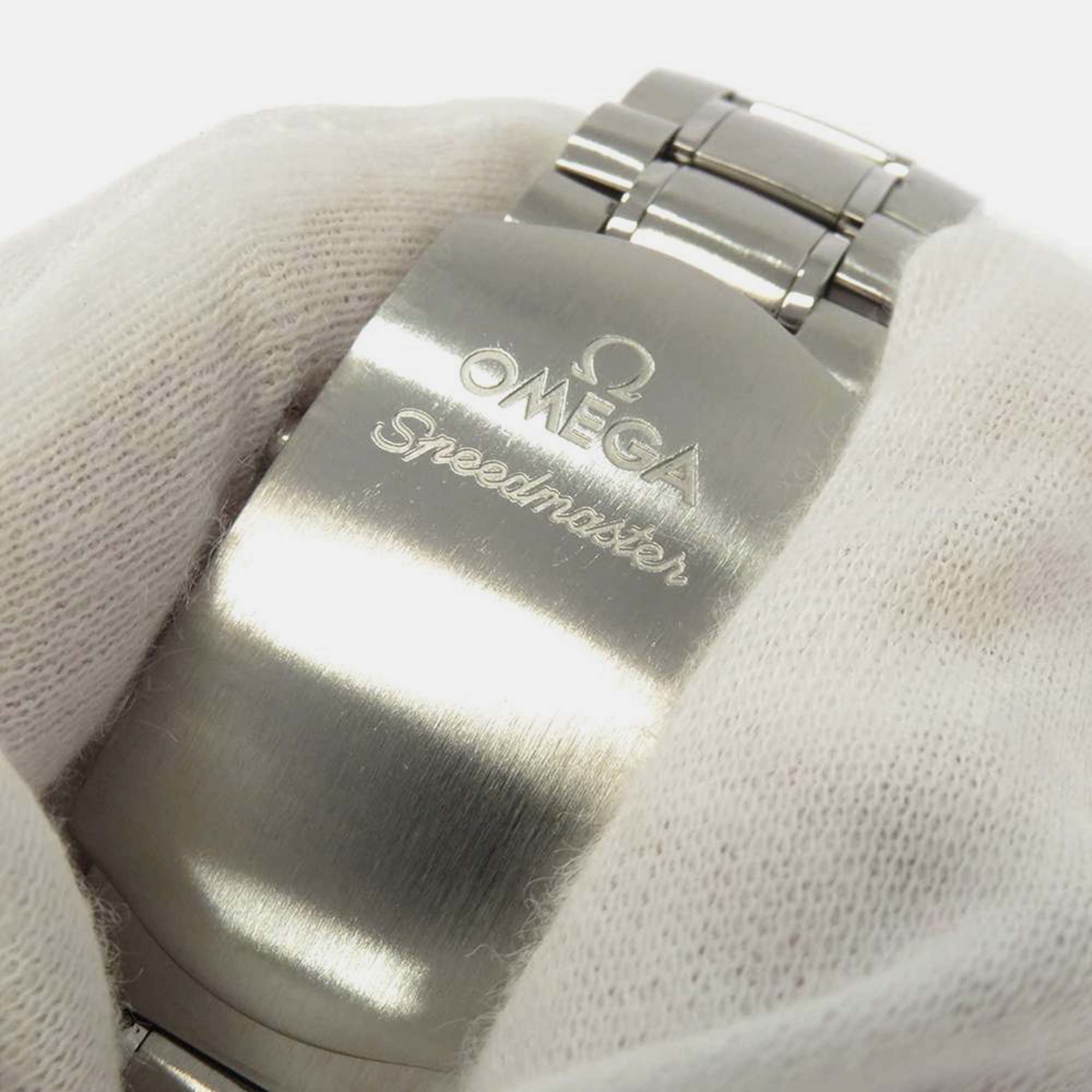 Omega Black Stainless Steel Speedmaster 326.30.40.50.01.002 Automatic Men's Wristwatch 40 Mm
