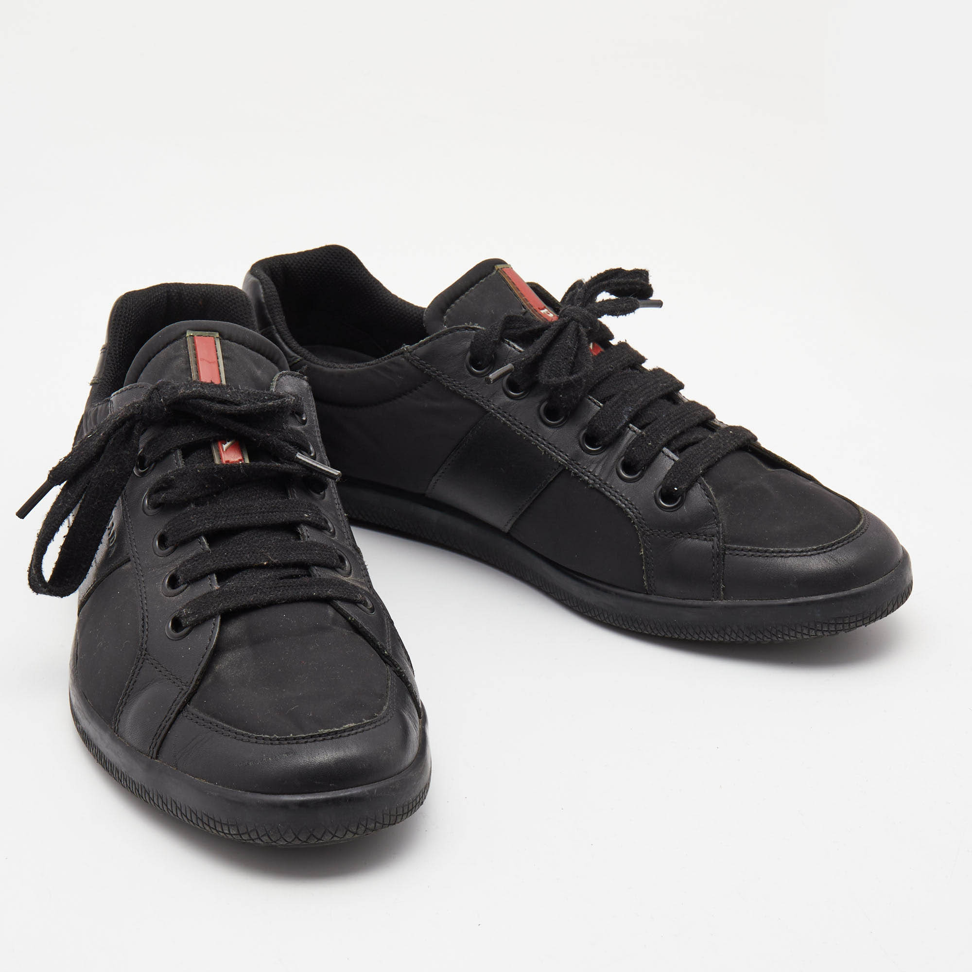 Prada Black Leather And Nyon Low Top Sneakers Size 44