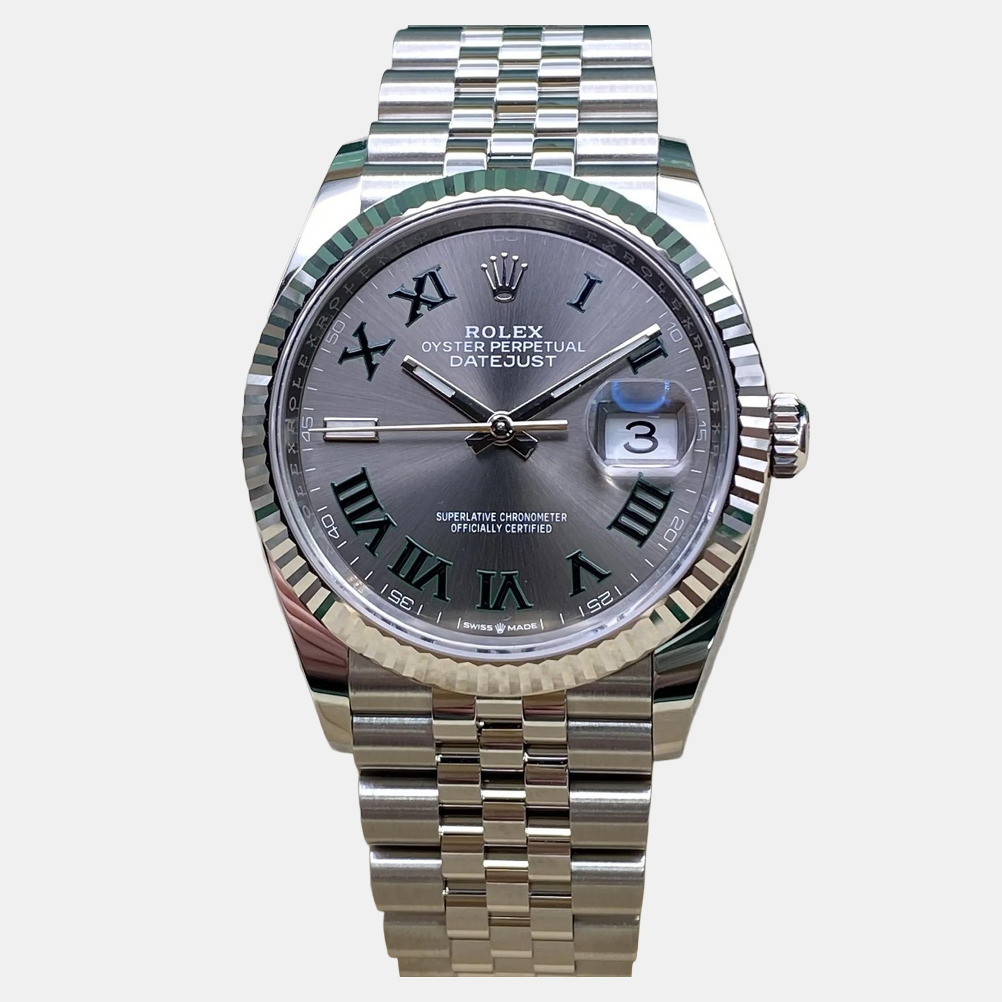 Rolex Datejust 126234 Automatic Wimbledon Dial Stainless Steel Men's Wristwatch 36 mm, Grey
Rolex Datejust 126234 Automatic Wimbledon Dial Stainless Steel Men's Wristwatch 36 mm, Grey
