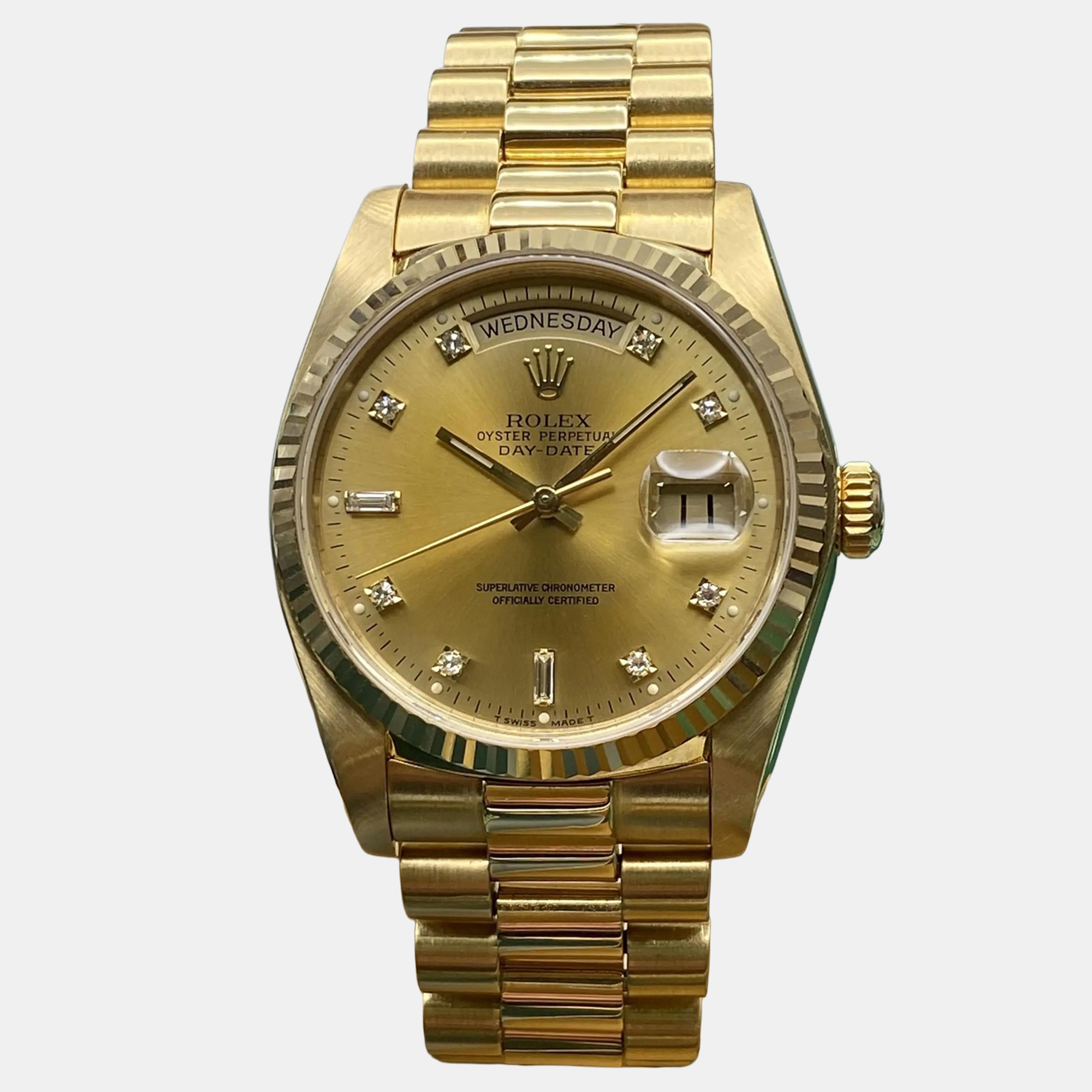 Rolex Day-Date 18038 Automatic Champagne Dial Yellow Gold Diamond Men's Wristwatch
Rolex Day-Date 18038 Automatic Champagne Dial Yellow Gold Diamond Men's Wristwatch