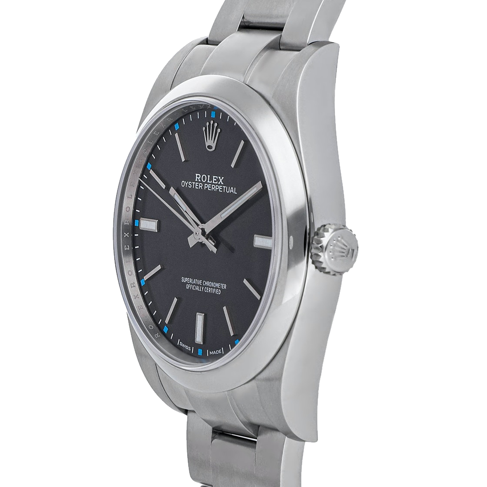 Rolex Grey Stainless Steel Oyster Perpetual 114300 Men's Wristwatch 39 MM
Rolex Grey Stainless Steel Oyster Perpetual 114300 Men's Wristwatch 39 MM