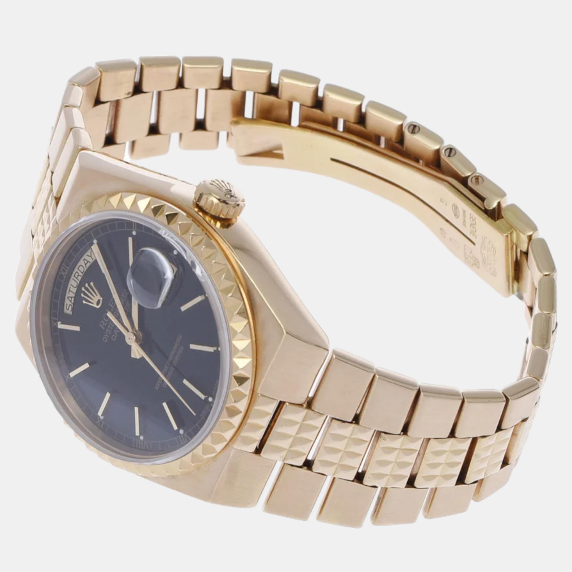 Rolex Champagne 18k Yellow Gold Day-Date 19028 Automatic Men's Wristwatch 36 mm, Black
Rolex Champagne 18k Yellow Gold Day-Date 19028 Automatic Men's Wristwatch 36 mm, Black