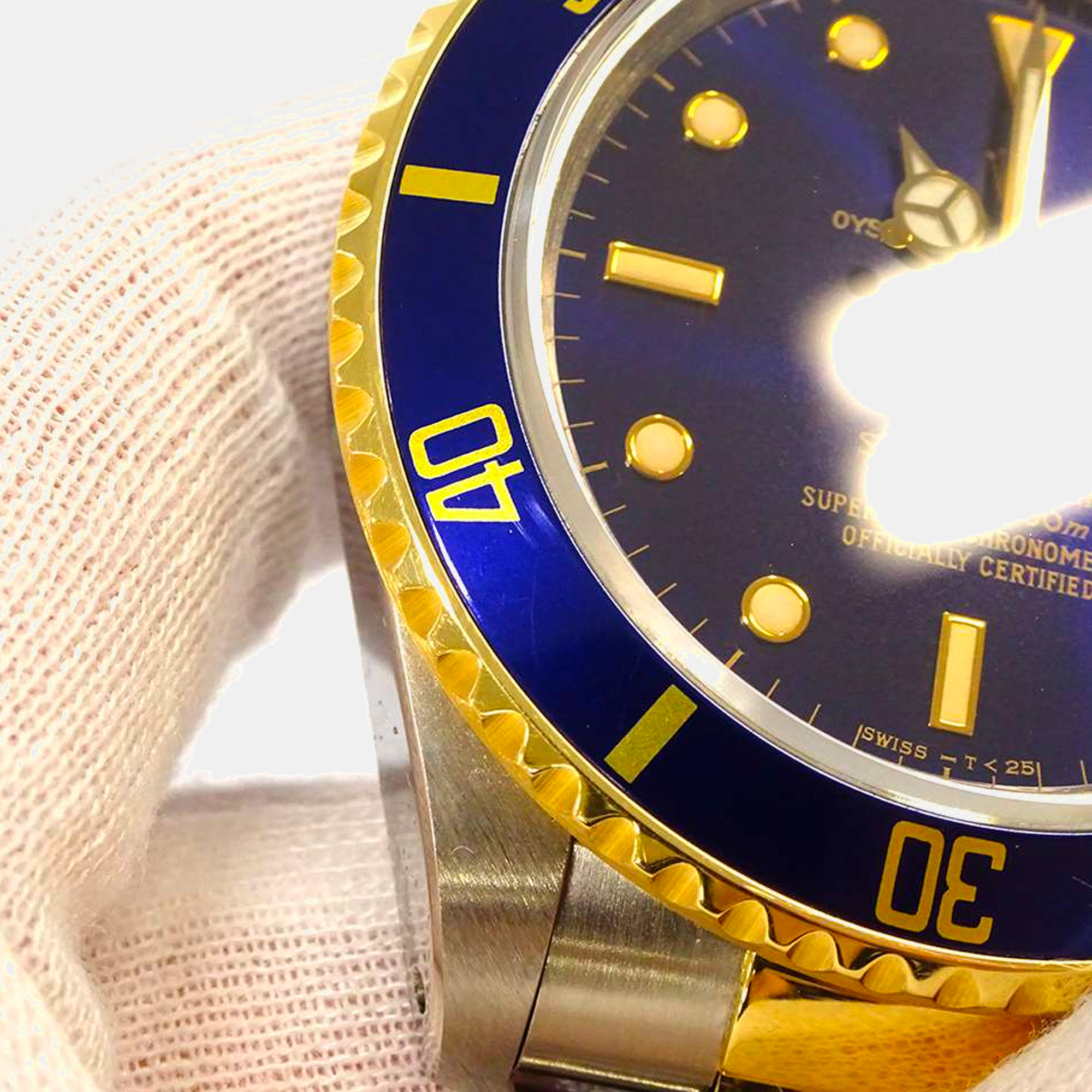 Rolex Blue 18k Yellow Gold And Stainless Steel Submariner 16803 Automatic Men's Wristwatch 40 Mm