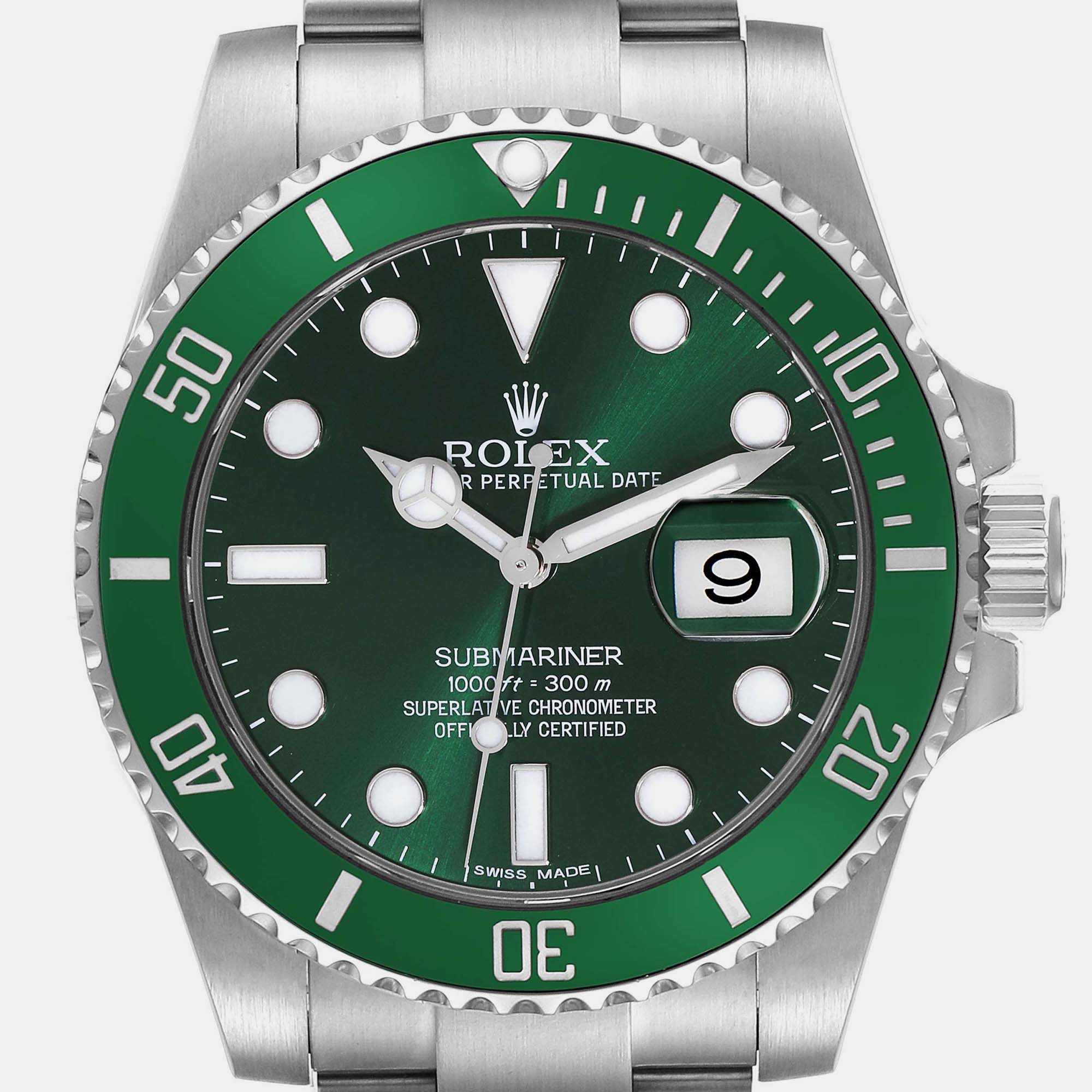 Rolex Submariner Hulk Green Dial Steel Men's Watch 116610LV 40 Mm