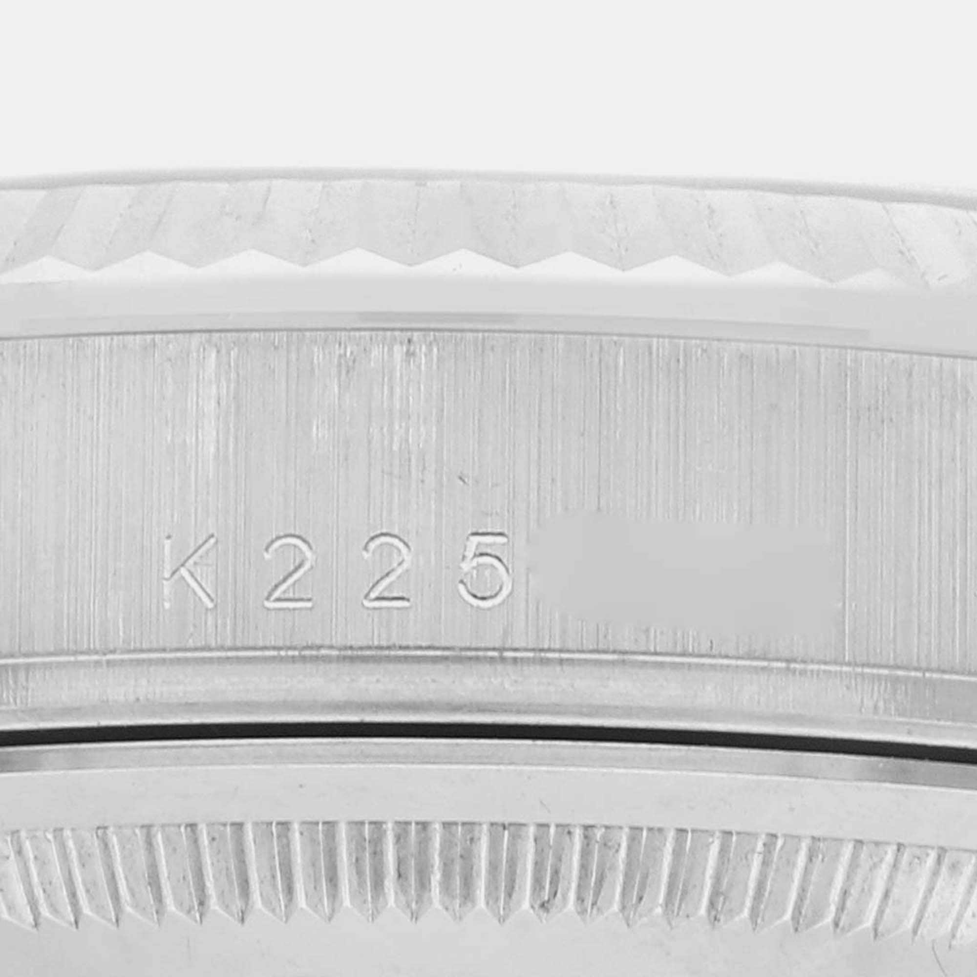 Rolex Day Date 36mm President White Gold Silver Dial Watch 118239