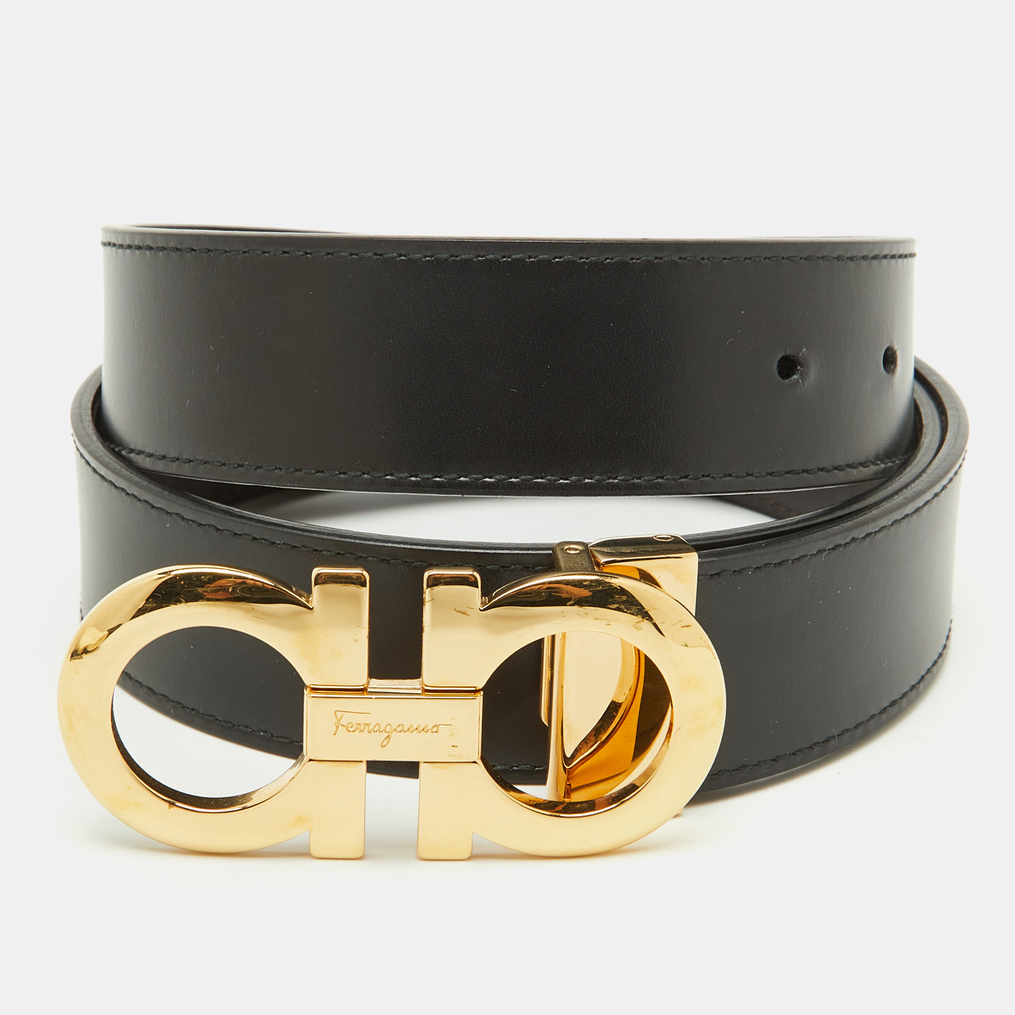 Salvatore Ferragamo Black/Dark Brown Leather Gancini Cut to Size Reversible Belt
Salvatore Ferragamo Black/Dark Brown Leather Gancini Cut to Size Reversible Belt