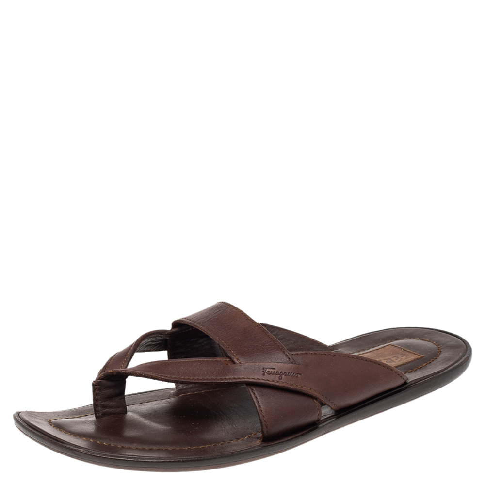 Salvatore ferragamo brown leather thong sandals size 40.5