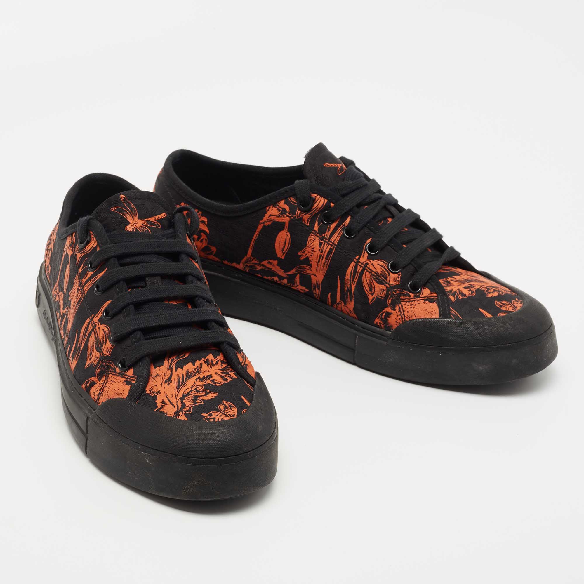 Salvatore Ferragamo Black/Red Brocade Fabric Rebel Printed Low Top Sneakers Size 42.5