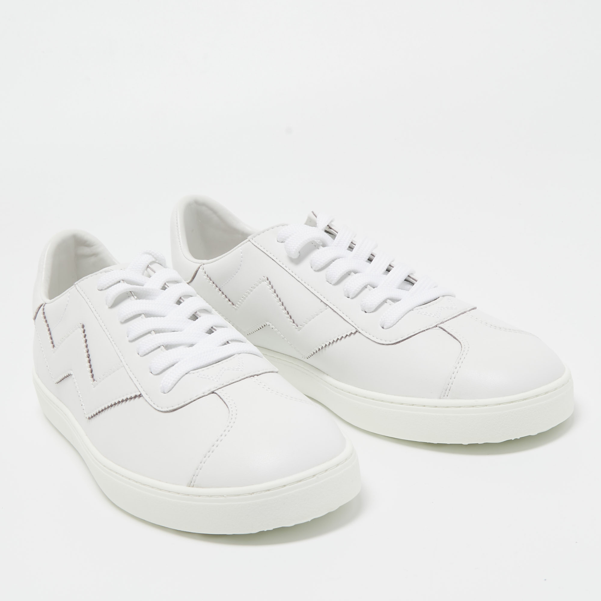 Stuart Weitzman White Leather Daryl Low Top Sneakers Size 42