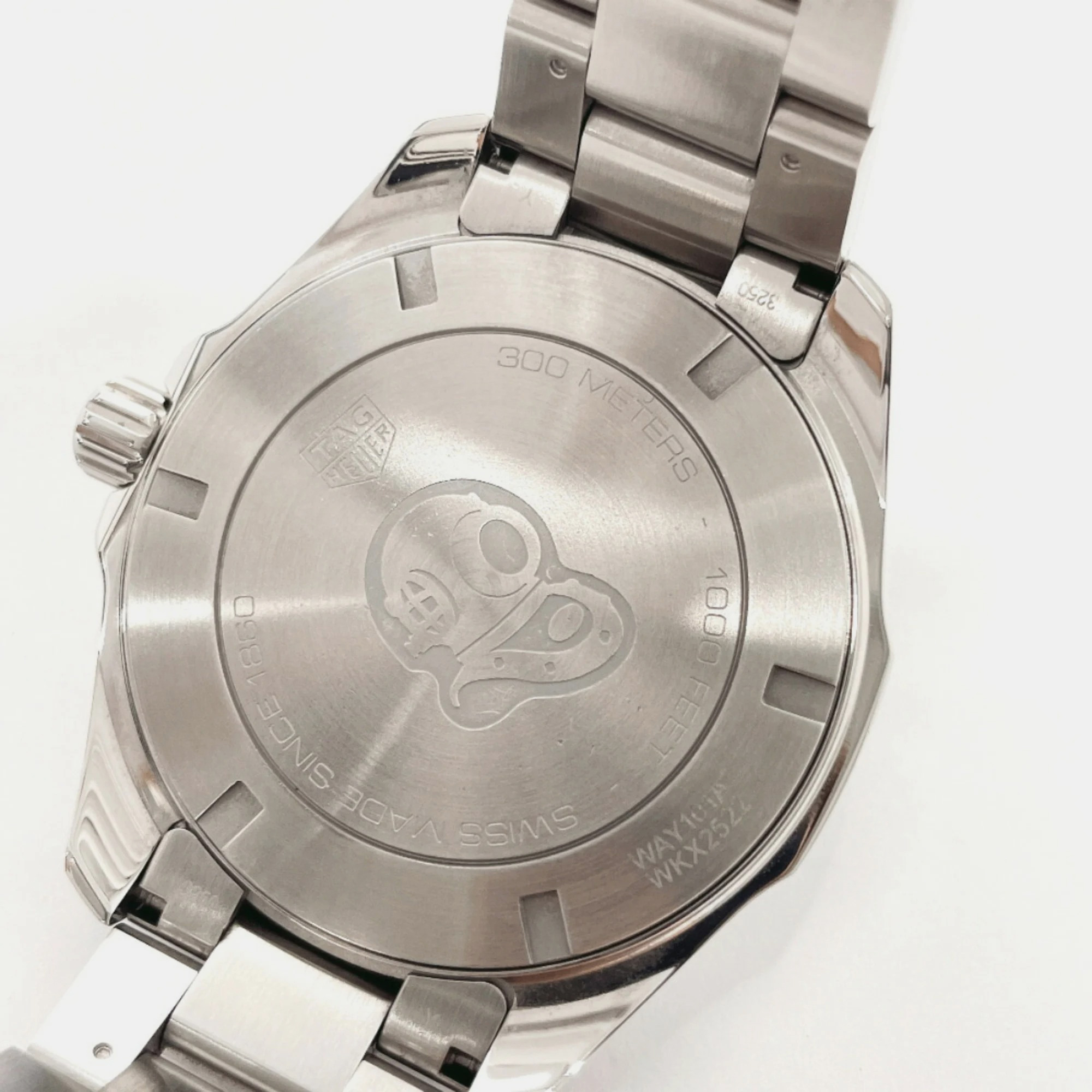 Tag Heuer Silver Stainless Steel Aquaracer WAY101A Quartz Men's Wristwatch 45.6 Mm