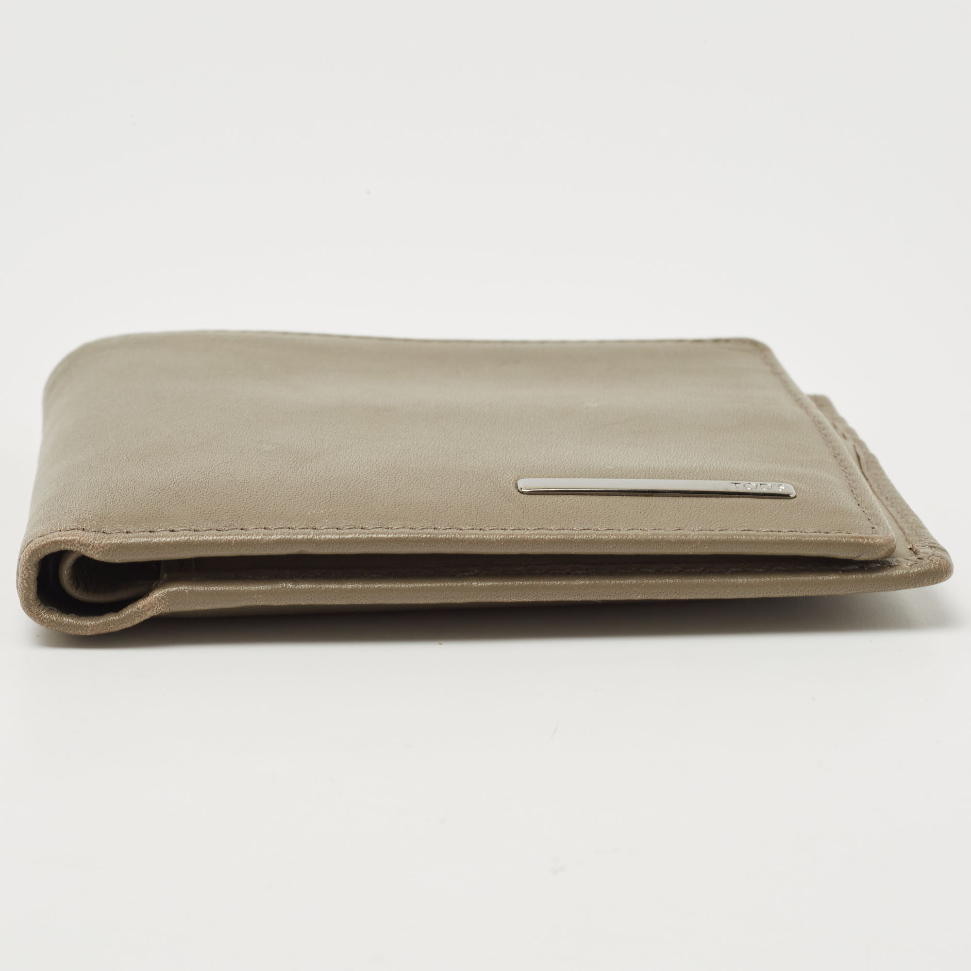 Tod's Olive Green Leather Bifold Wallet