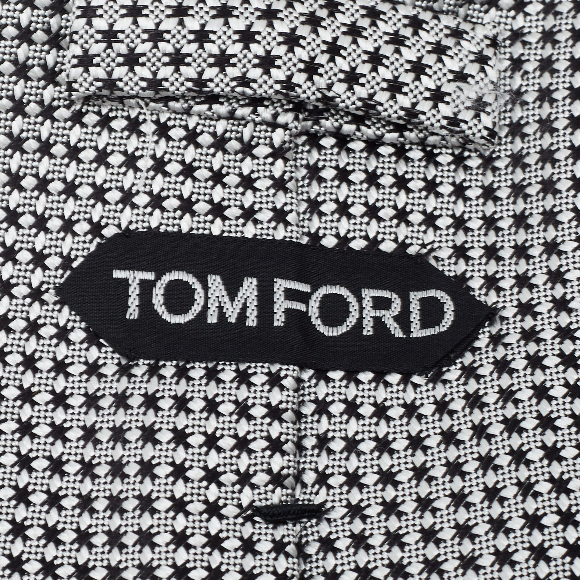 Tom Ford White/Black Patterned Silk Traditional Tie